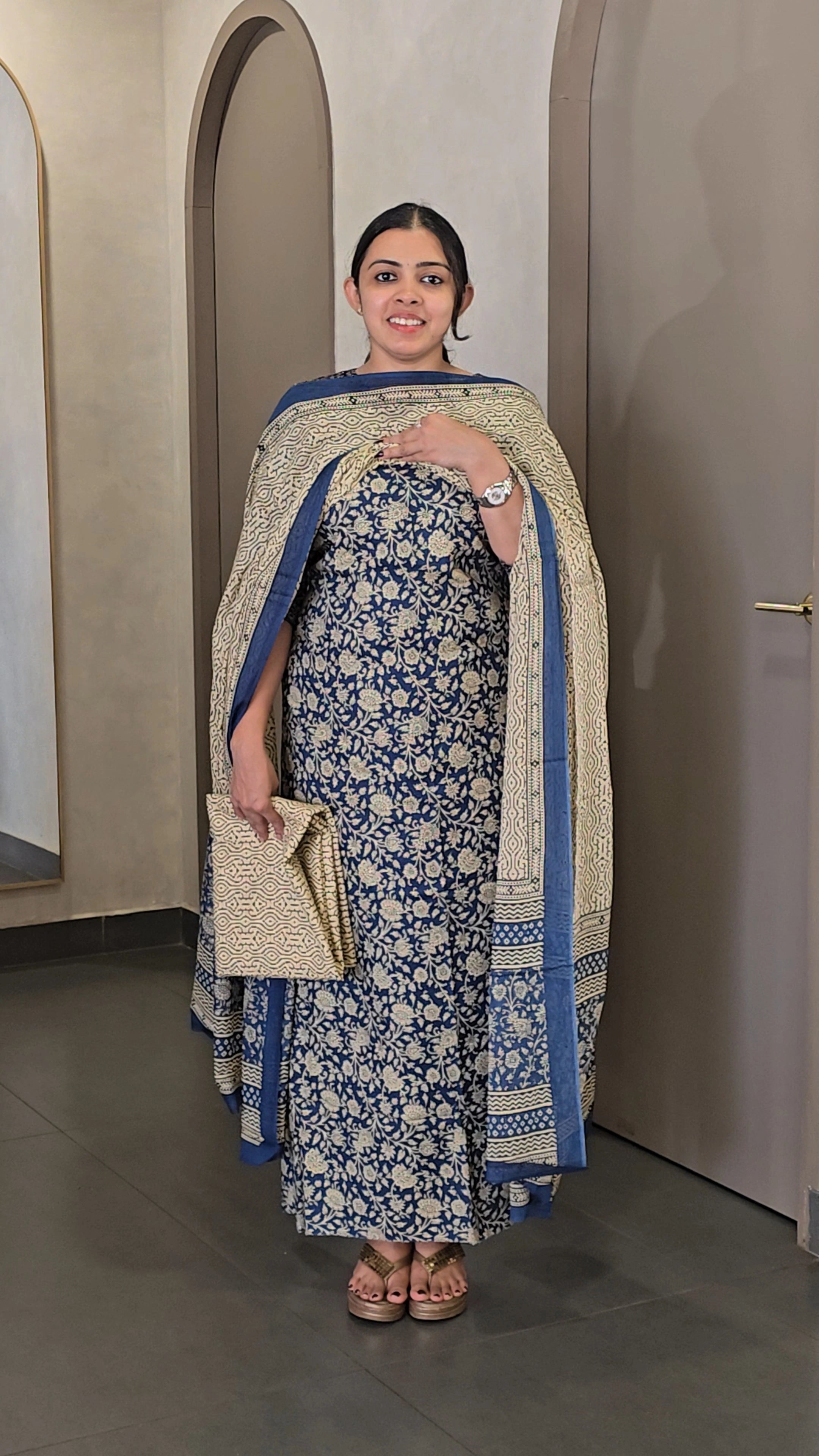 Cotton Salwarsuit - SC 10333