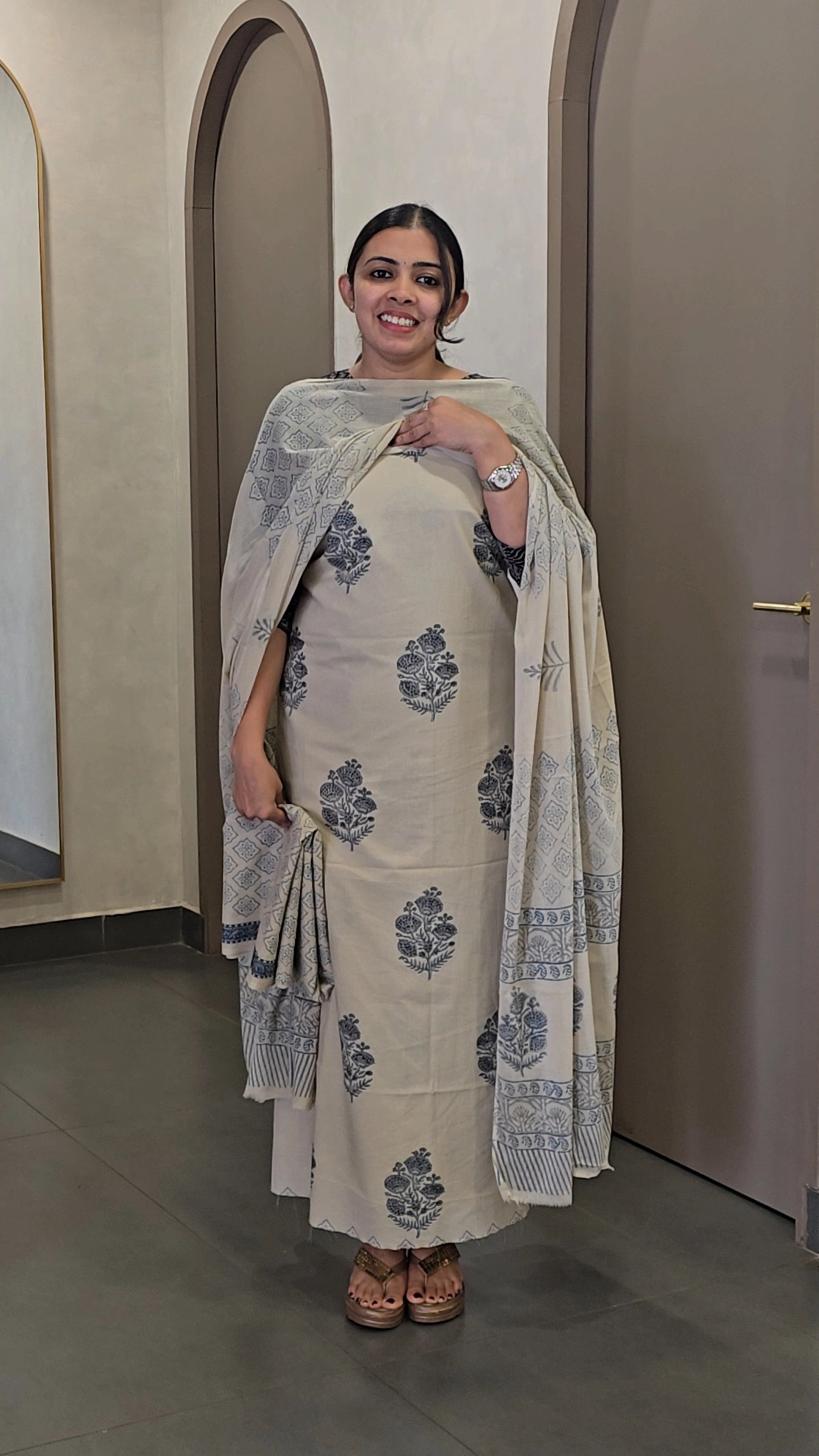 Cotton Salwarsuit - SC 10333
