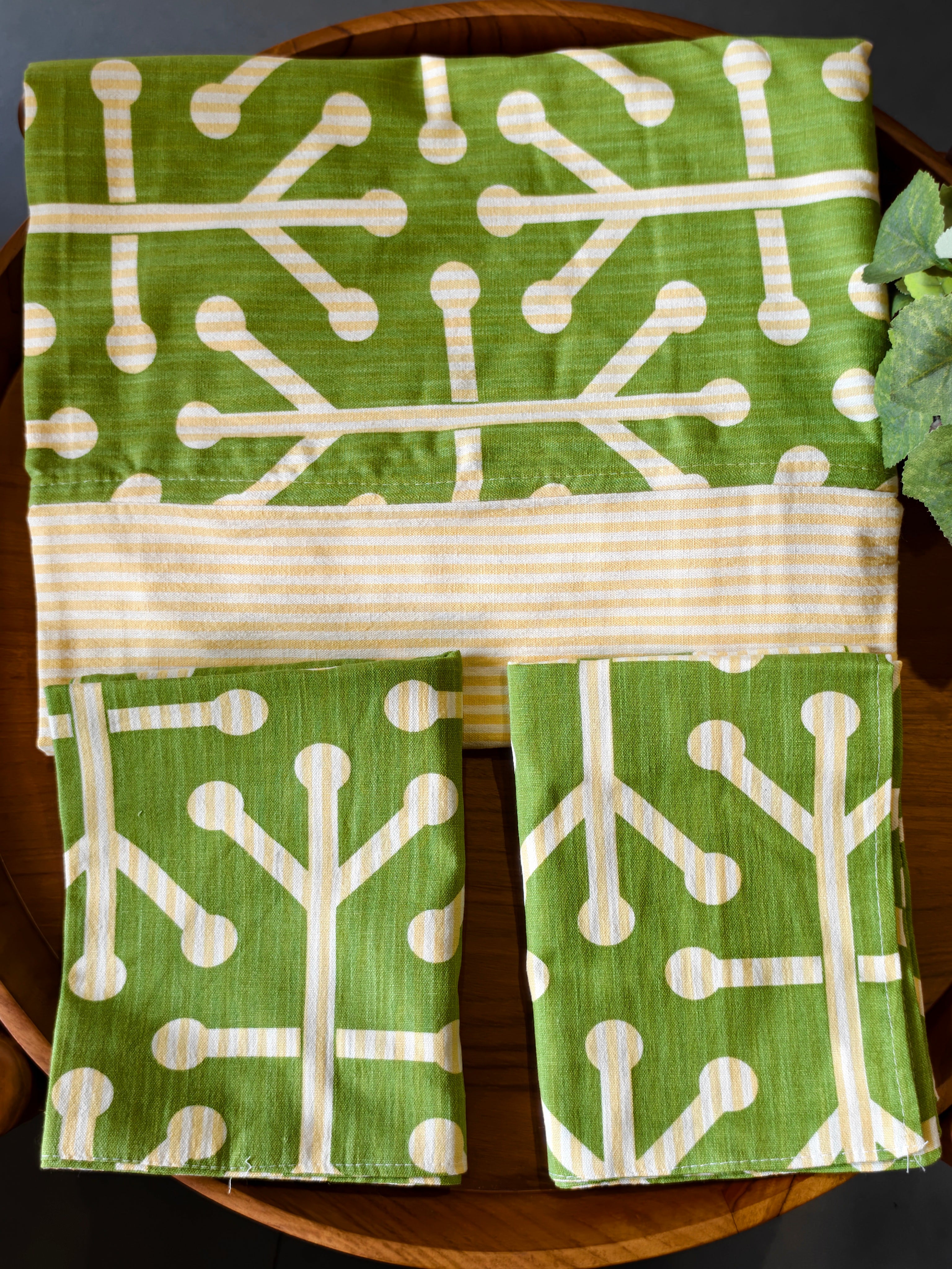 Queen Size Cotton Border Bedsheet