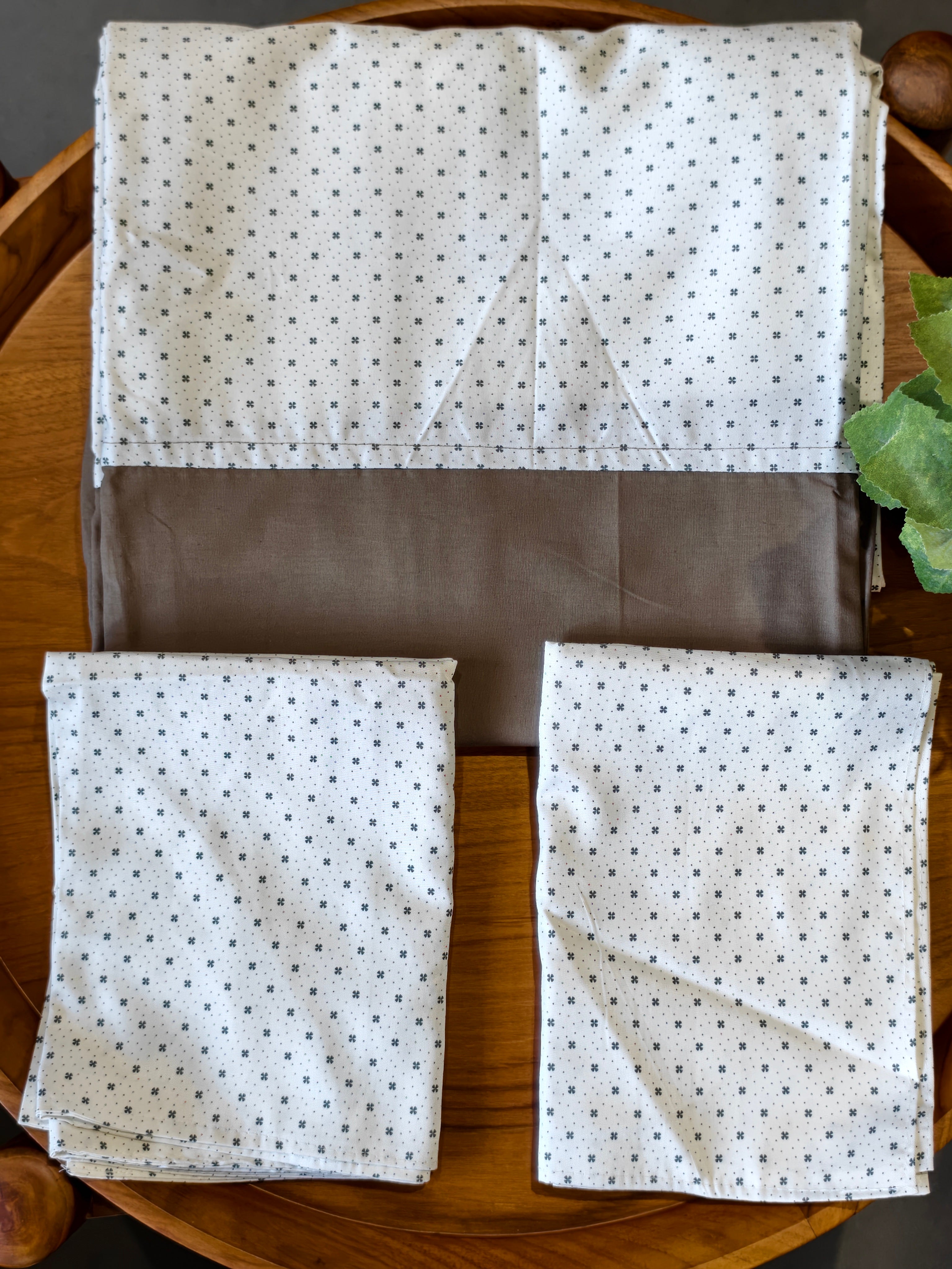 Queen Size Cotton Border Bedsheet