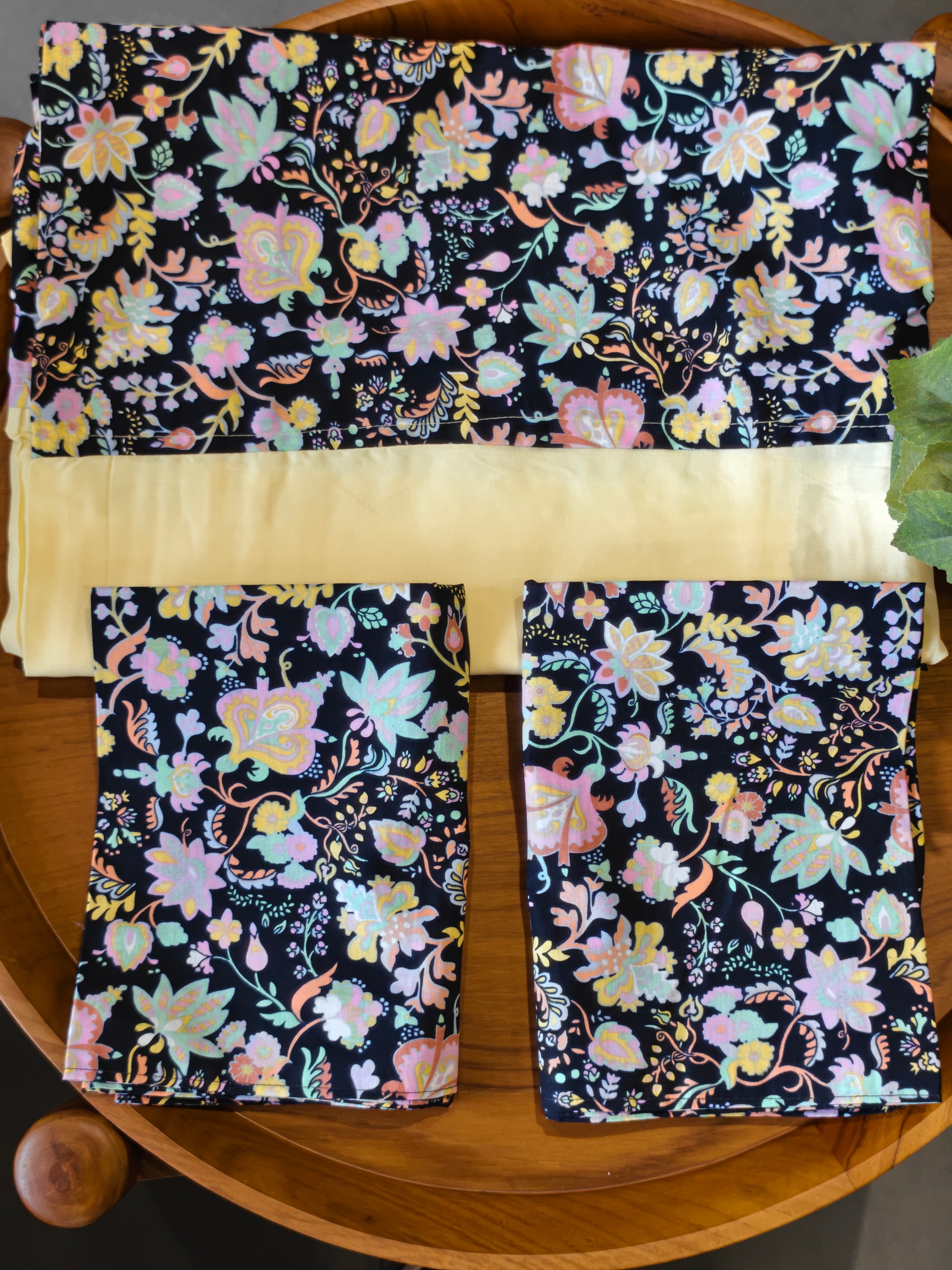 Queen Size Cotton Border Bedsheet