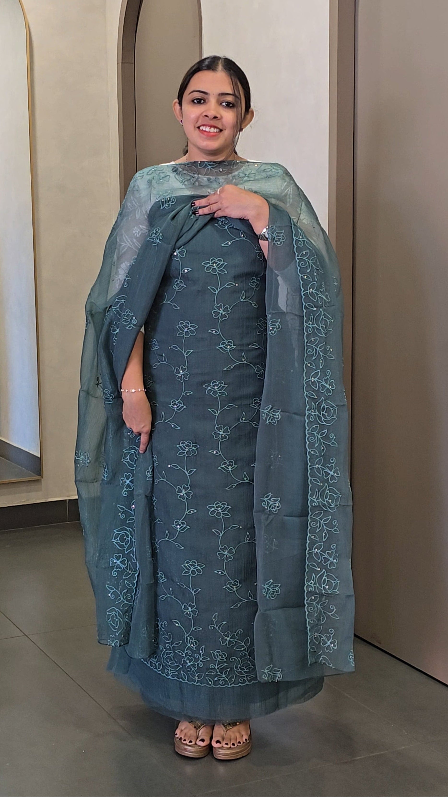 Organza Salwarsuit -