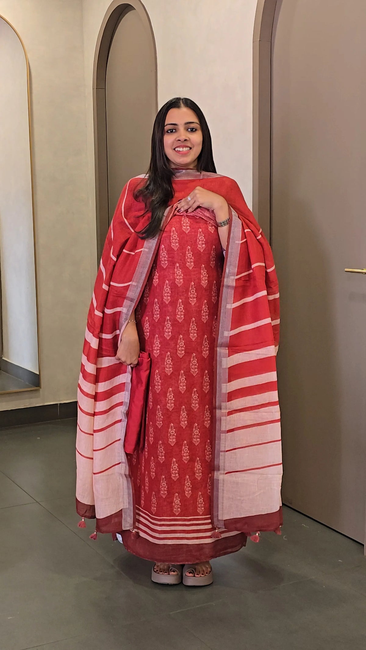 Pure Linen Salwarsuit - SC 10626
