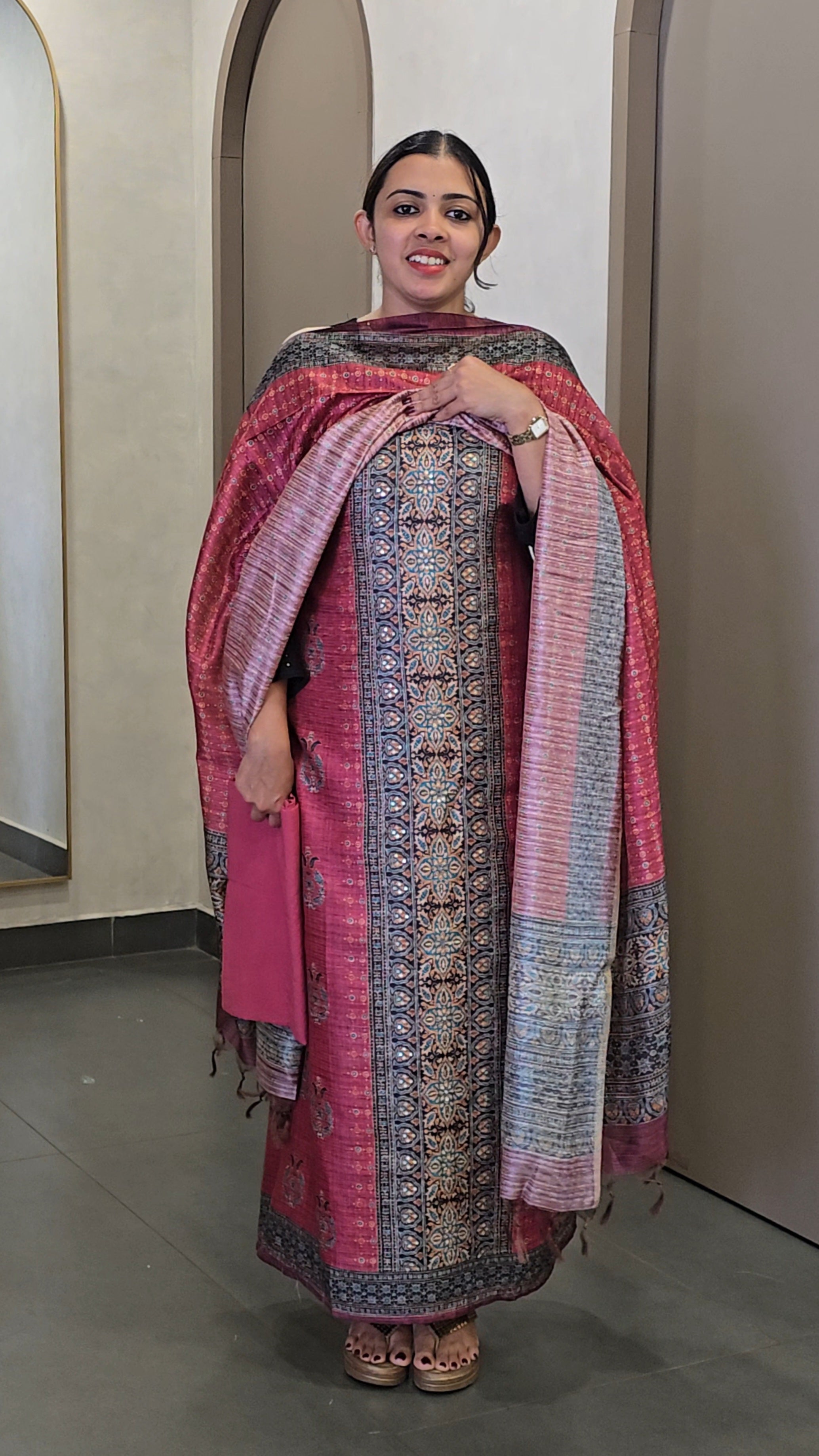 Pure Ghicha Silk Salwarsuit - SC 8308