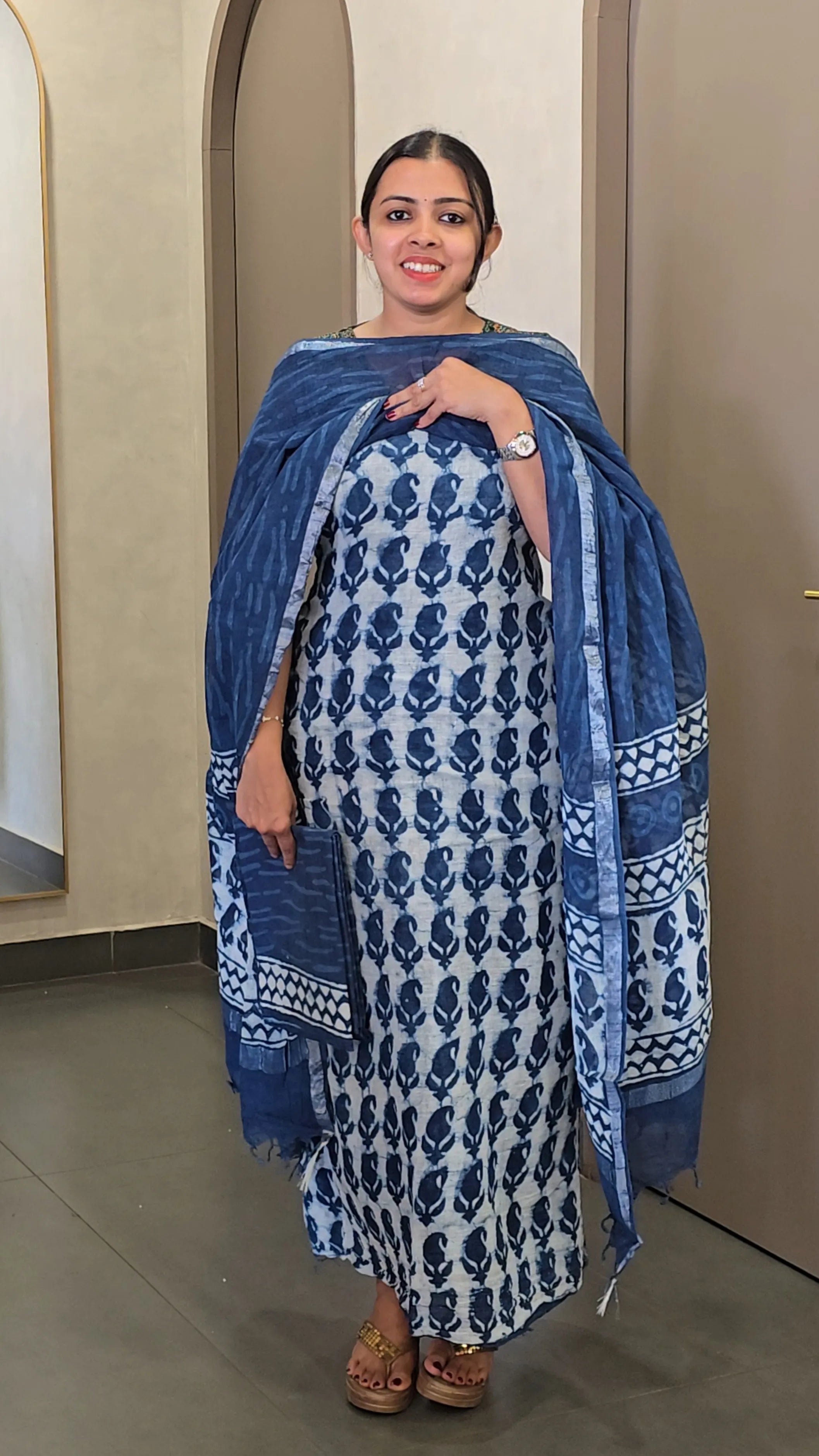 Semi-Linen Salwarsuit -SC 10665