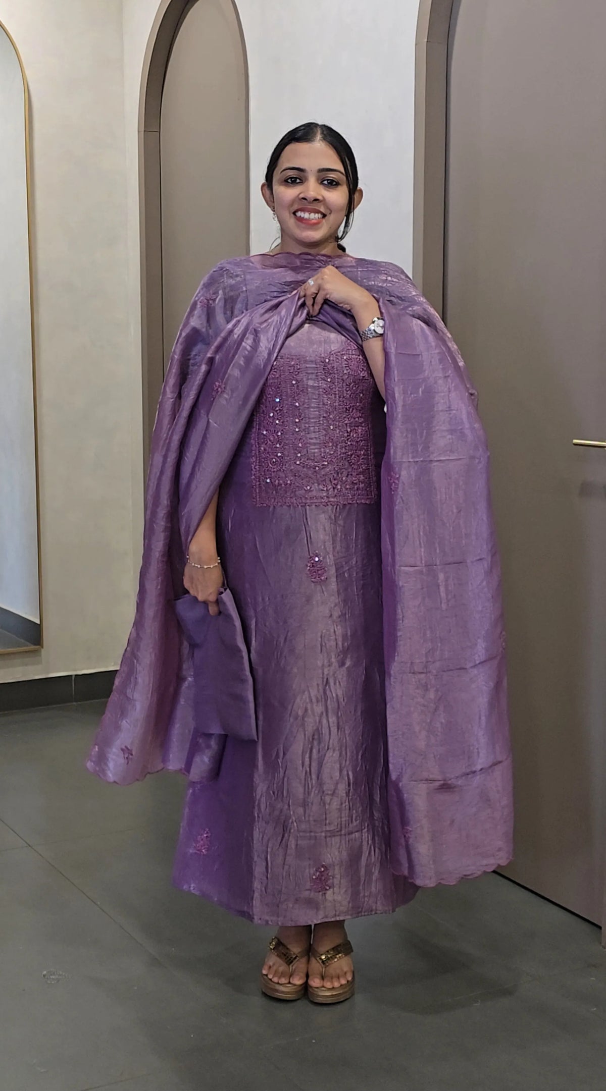 Crushed Organza with Chikankari work - SC 10810