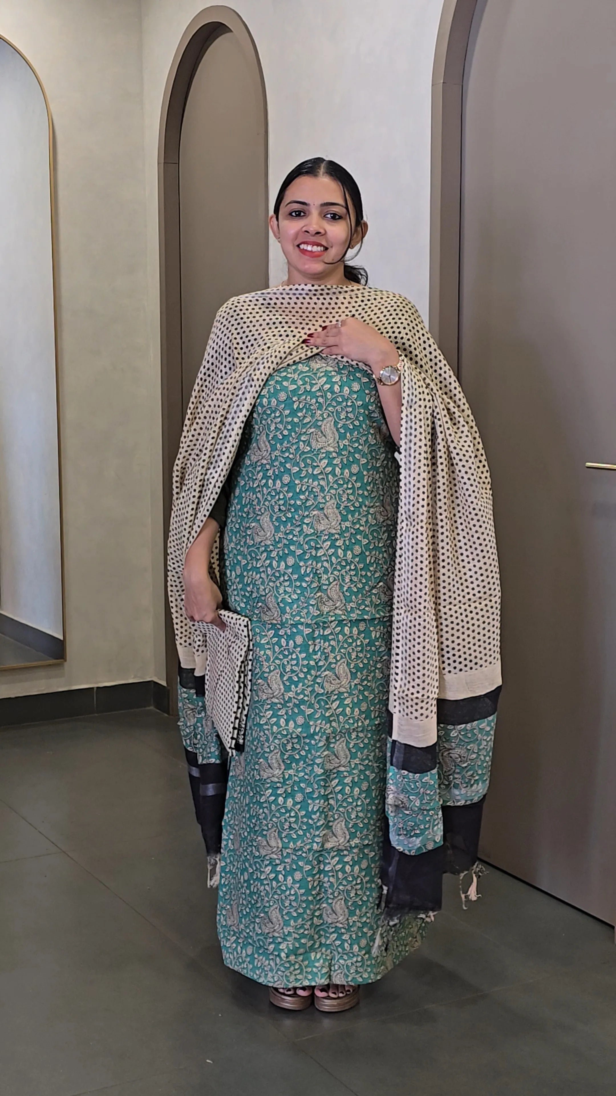 Semi - Linen Salwarsuit- SC 10326