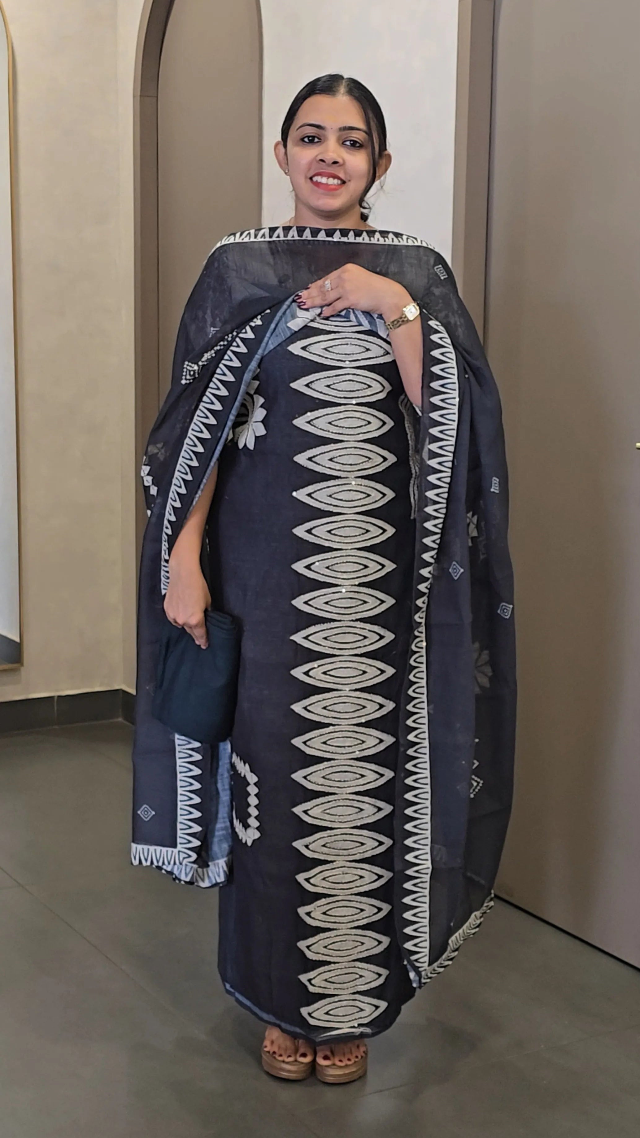 Handpicked Premium Chanderi Linen & Tissue Salwarsuit - SC 10475