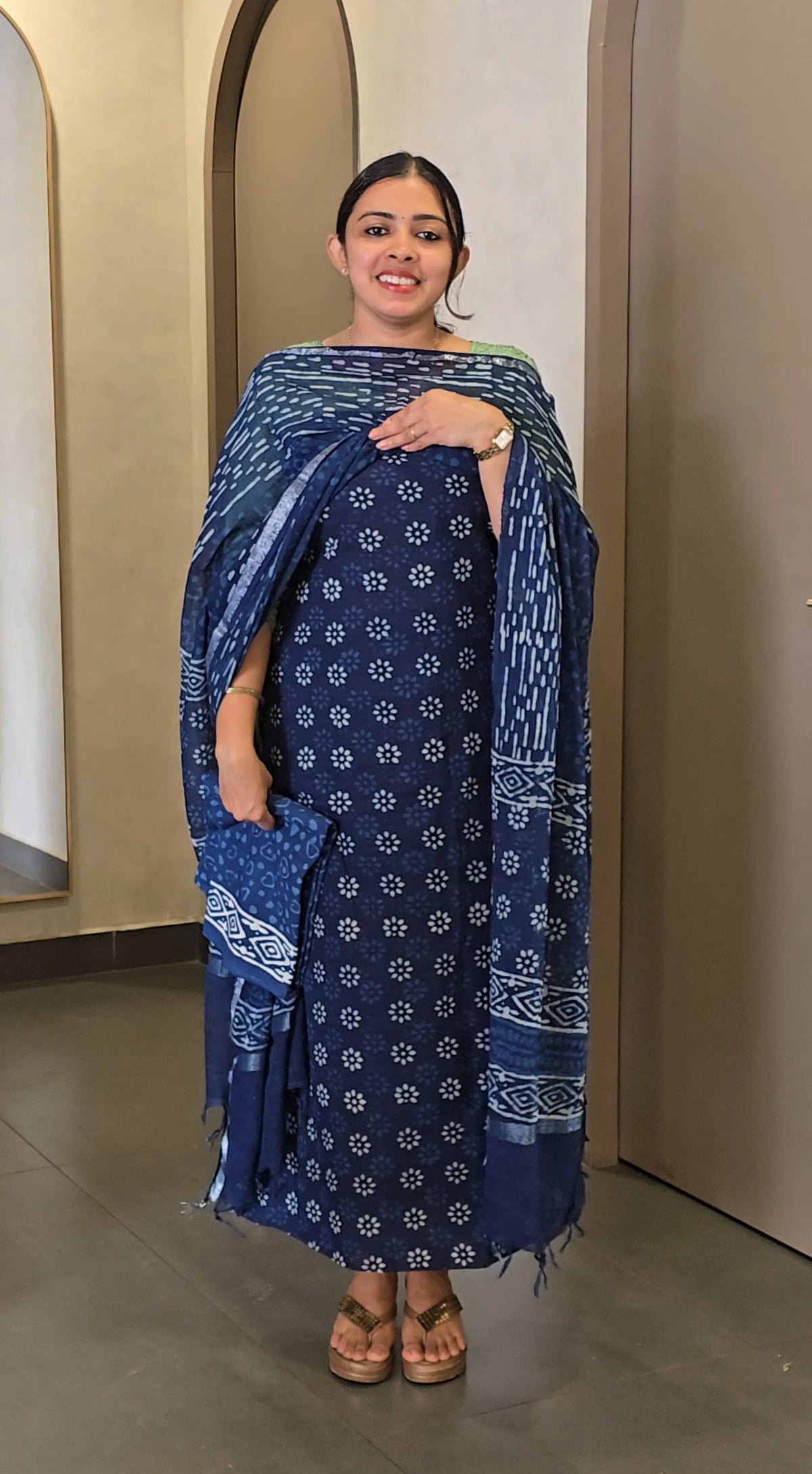Semi-Linen Salwarsuit - SC 10727