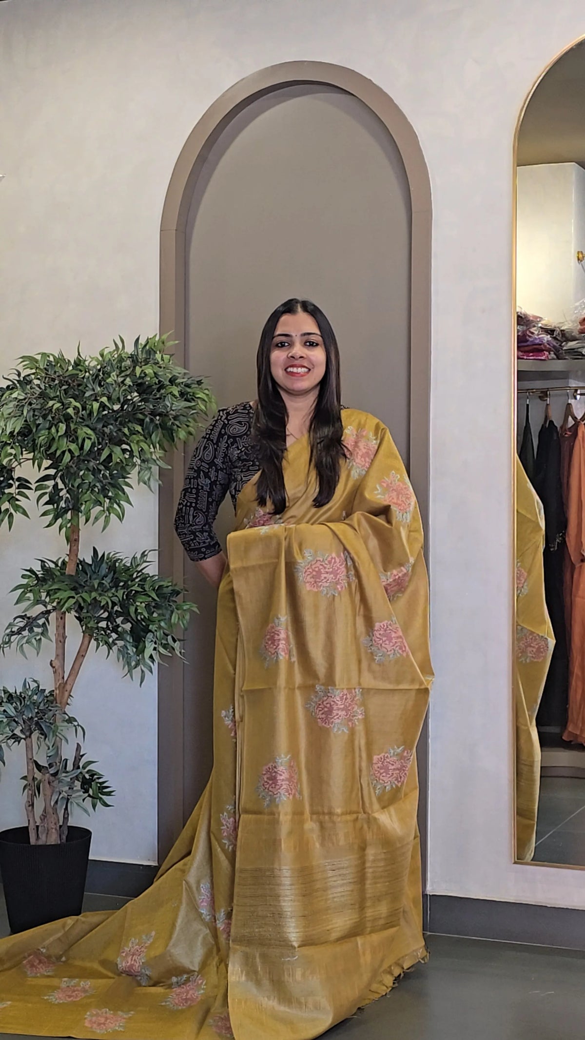 Pure Tussarsilk Saree with Blouse - SC 10850
