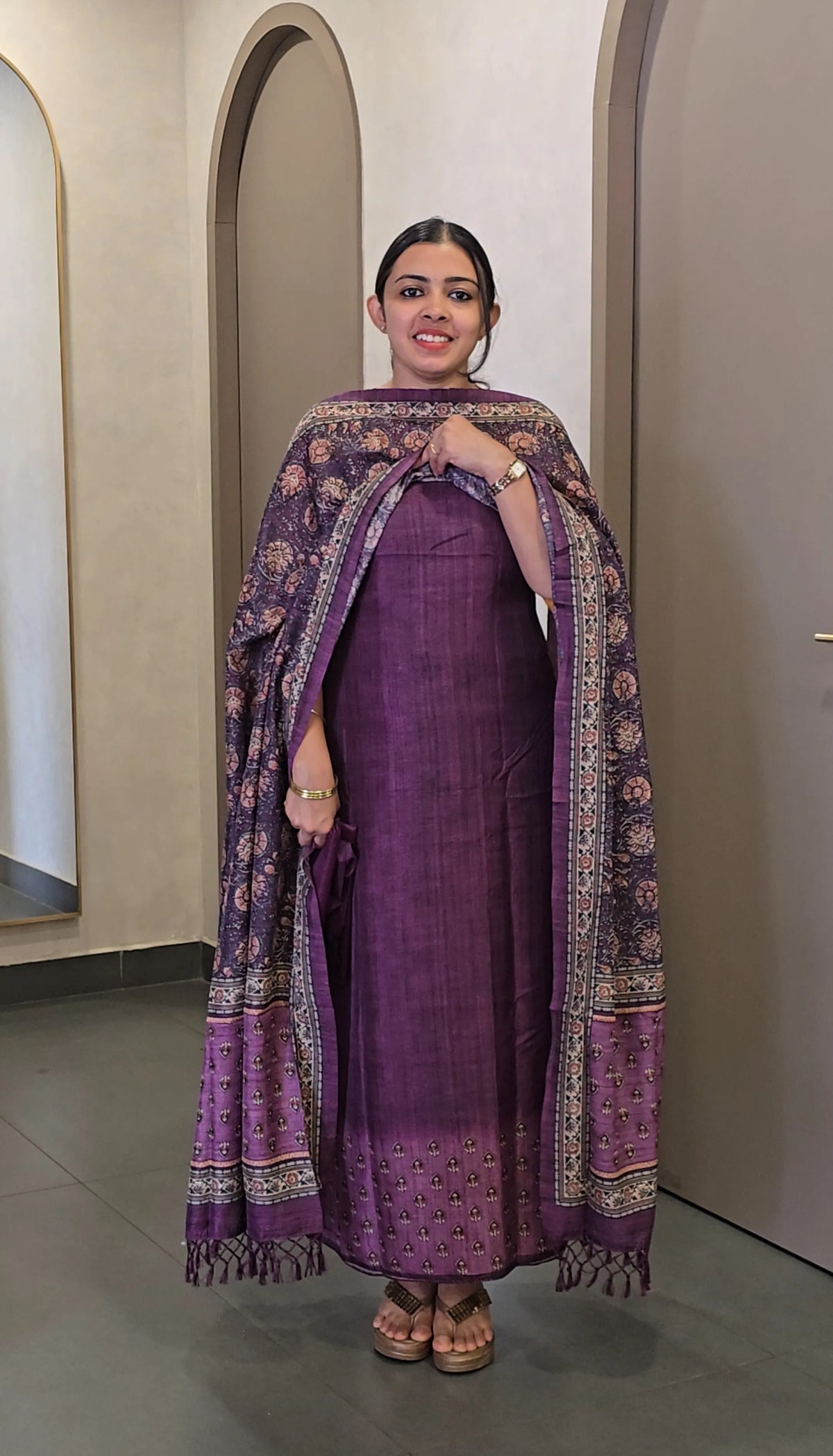 Semi Tussar Salwarsuit - SC 10693