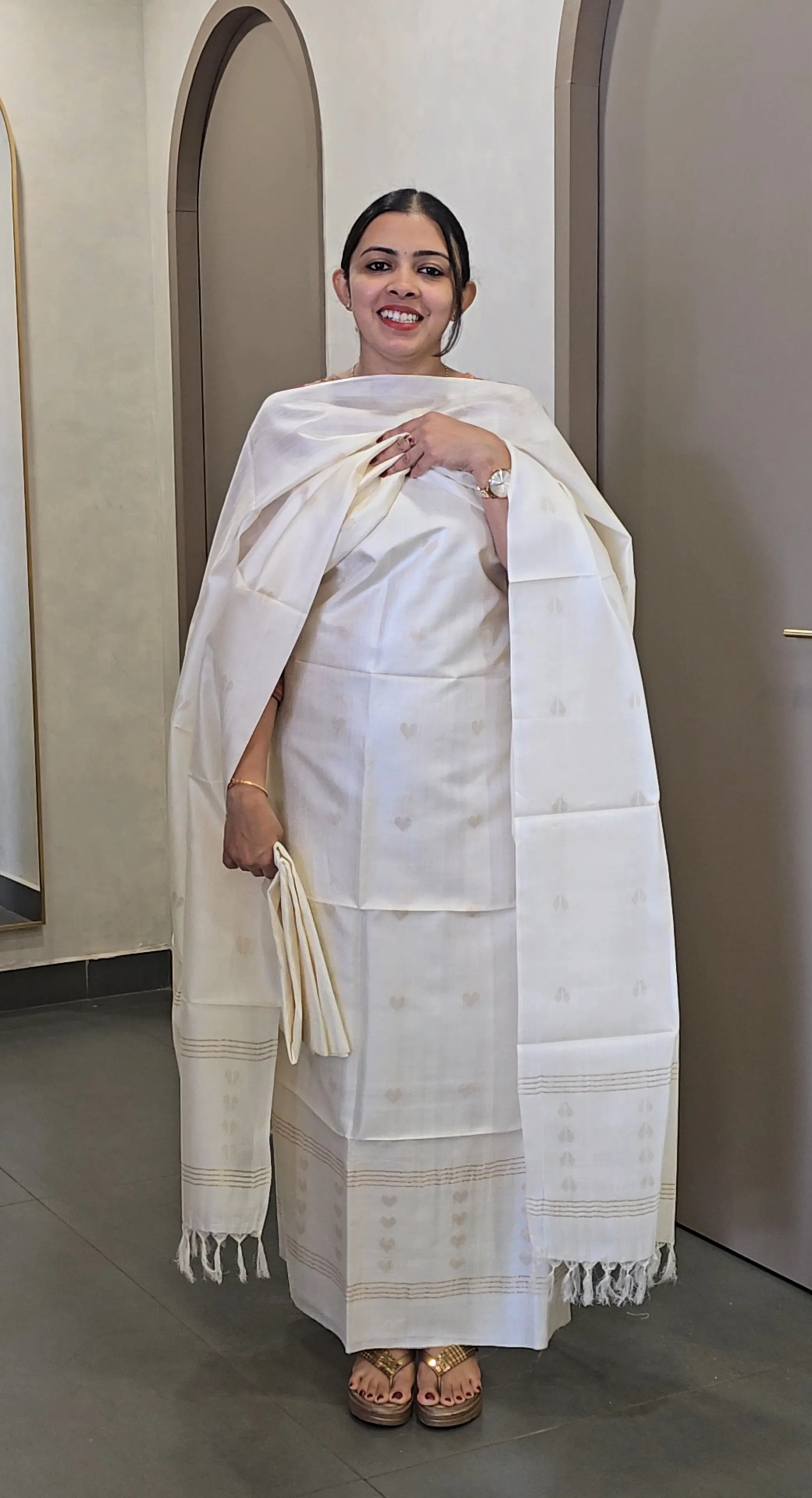 Pure Tussarsilk Salwarsuit - SC 10489