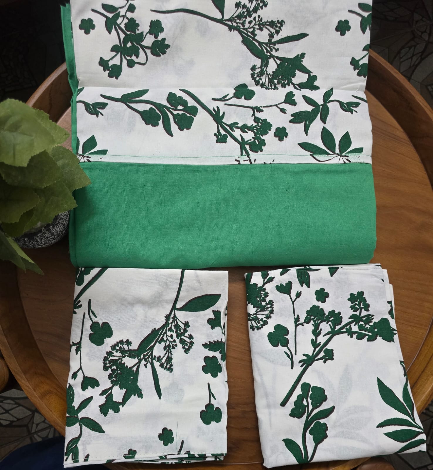 King Size - Handloom Cotton Border Bedsheet