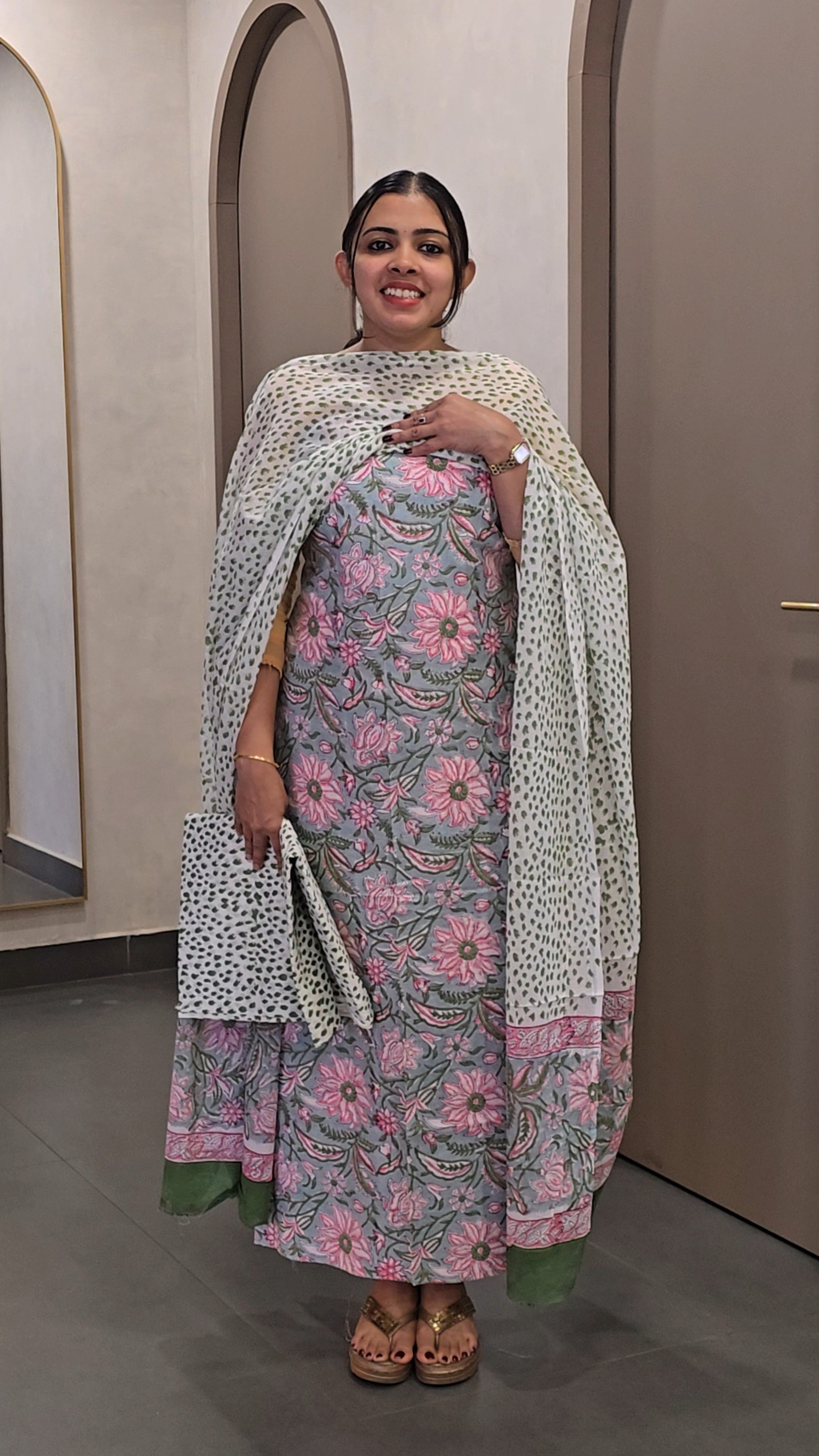 Cotton Salwarsuit - SC 10117