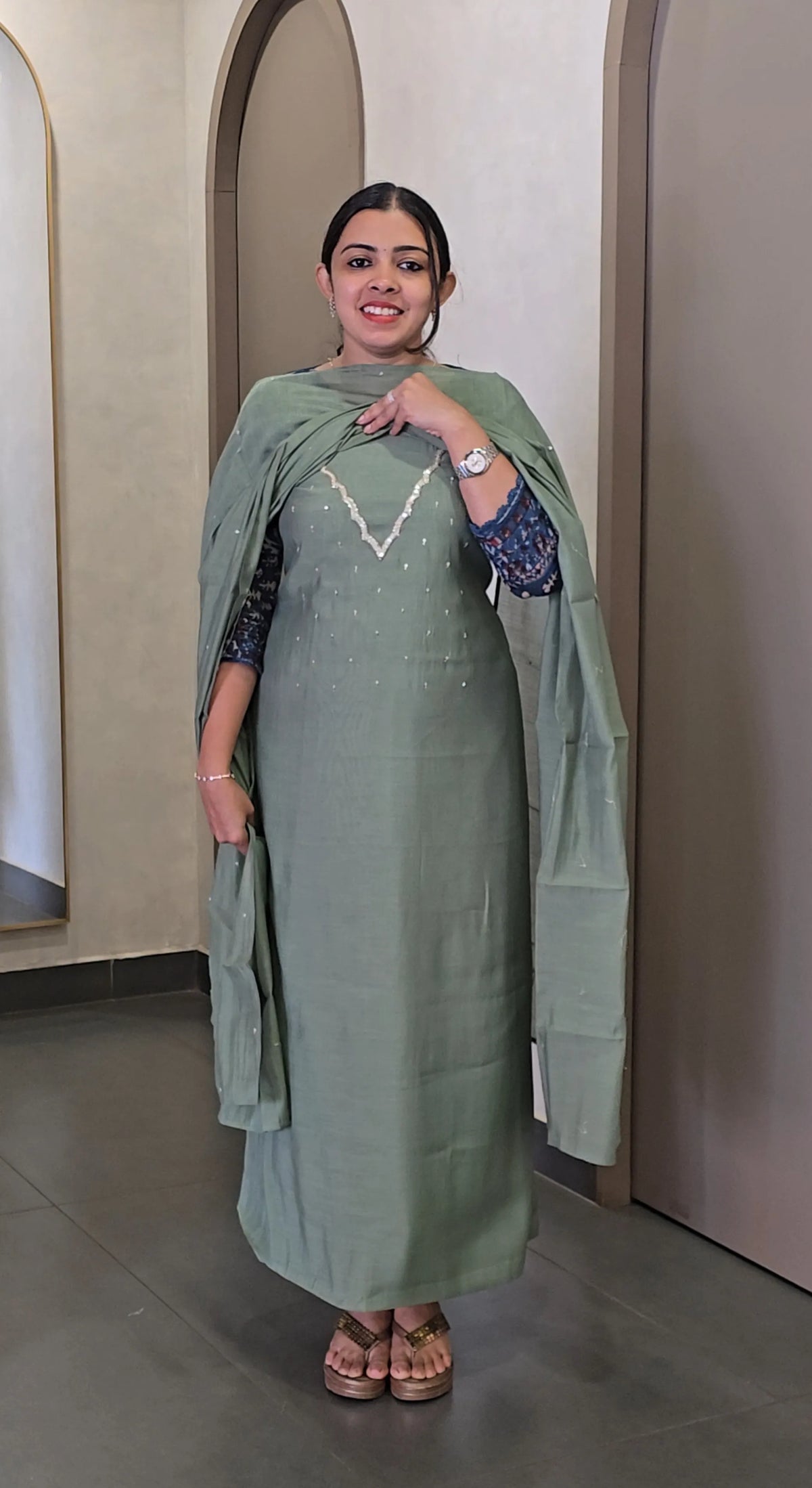 Mulchanderi Salwarsuit - SC 10801