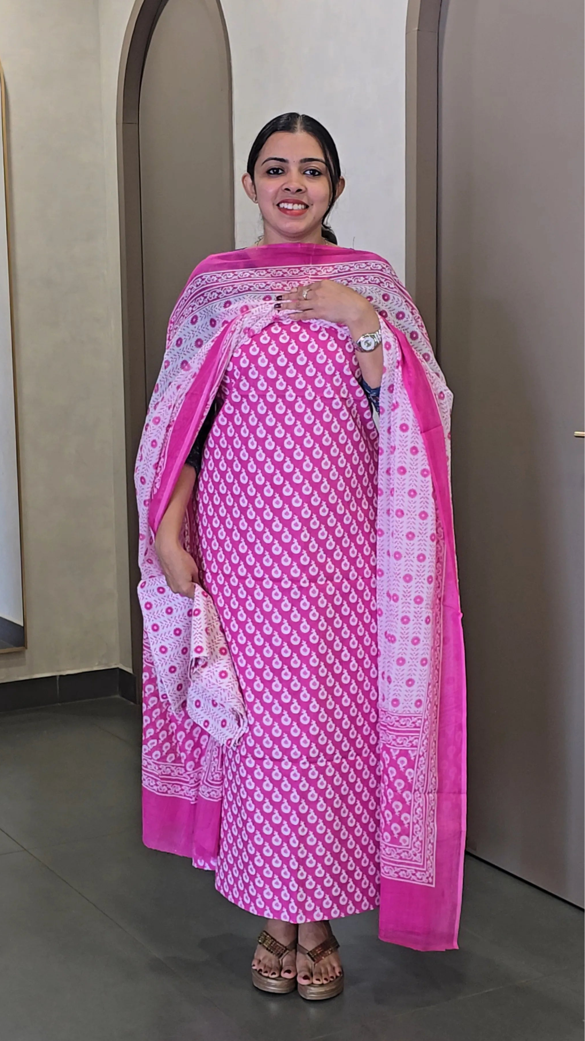 Block Printed Cotton Salwarsuit - SC 10135