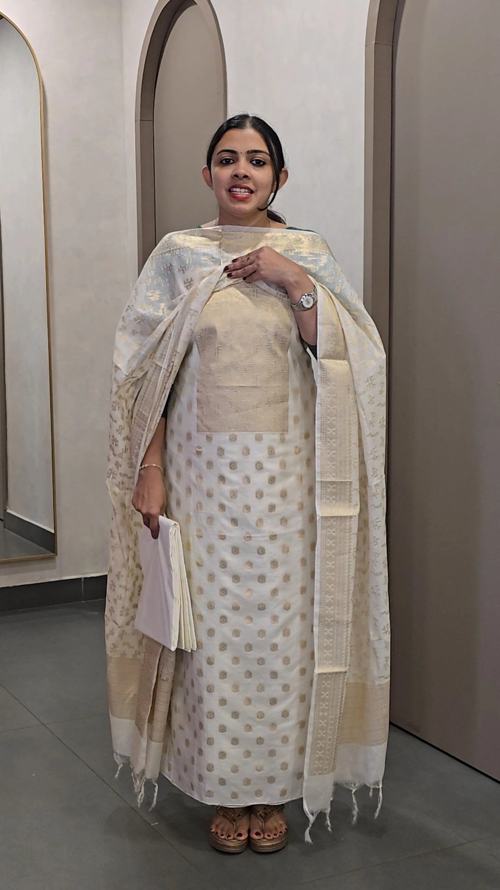 Mulchanderi Banarasi Onam Salwarsuit - SC 10707