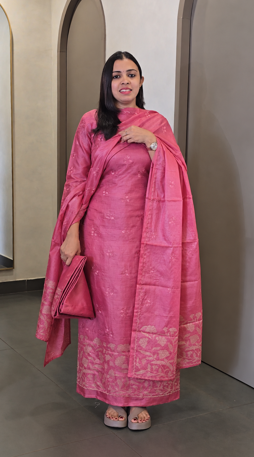 Pure Tussarsilk Salwarsuit - SC 10663