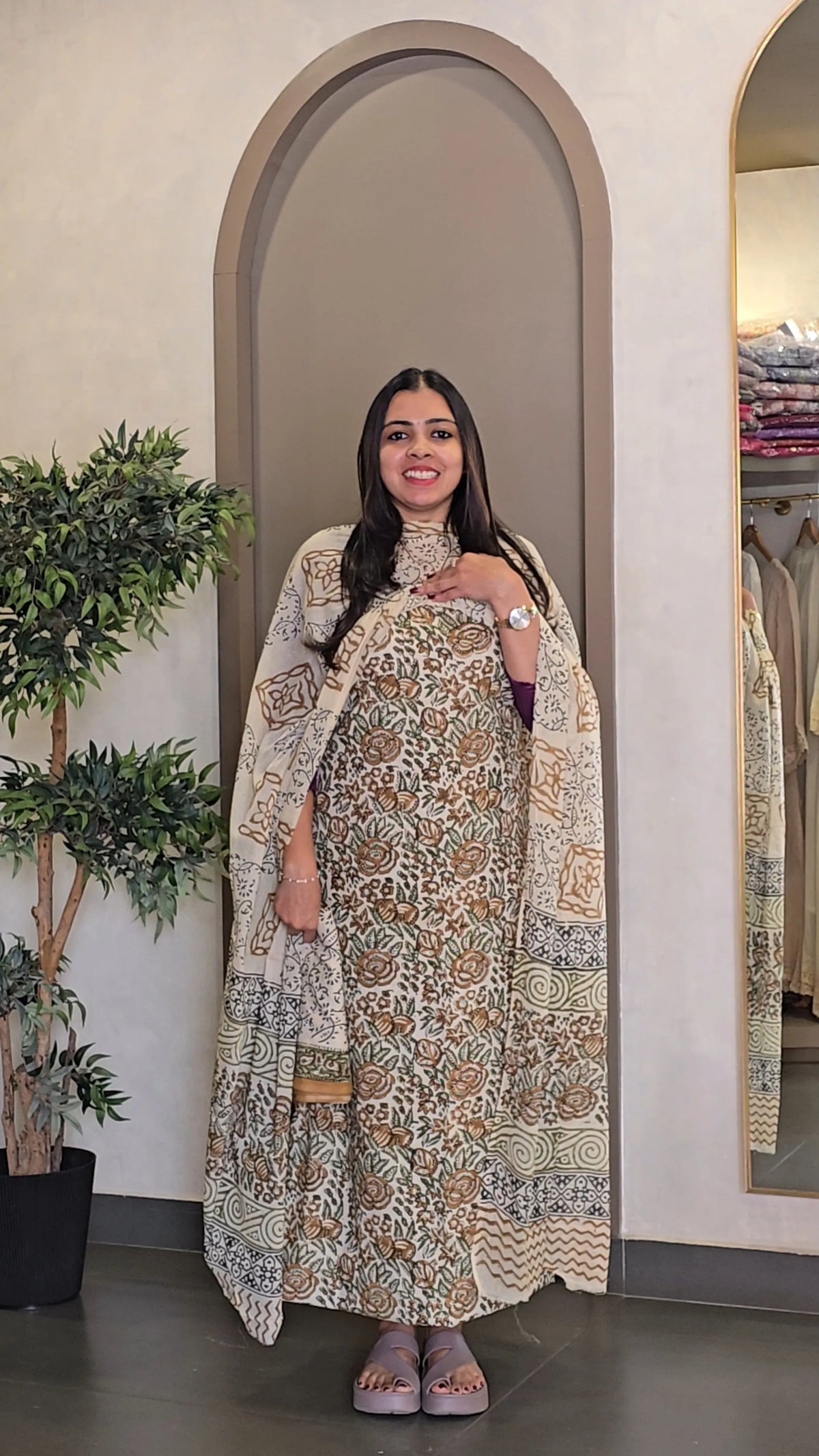 Cotton Salwarsuit - SC 10947