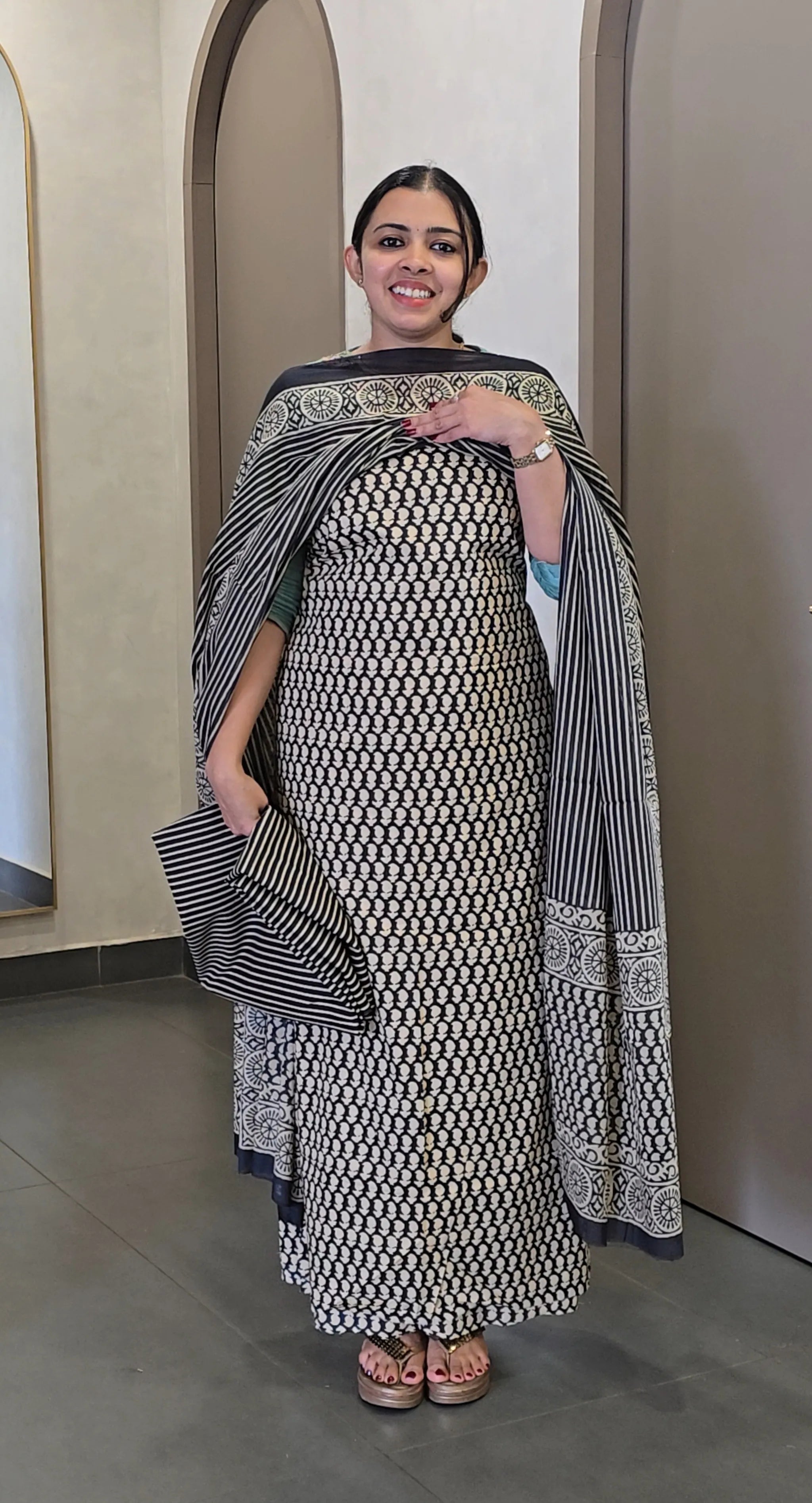 Cotton Salwarsuit - SC 10135