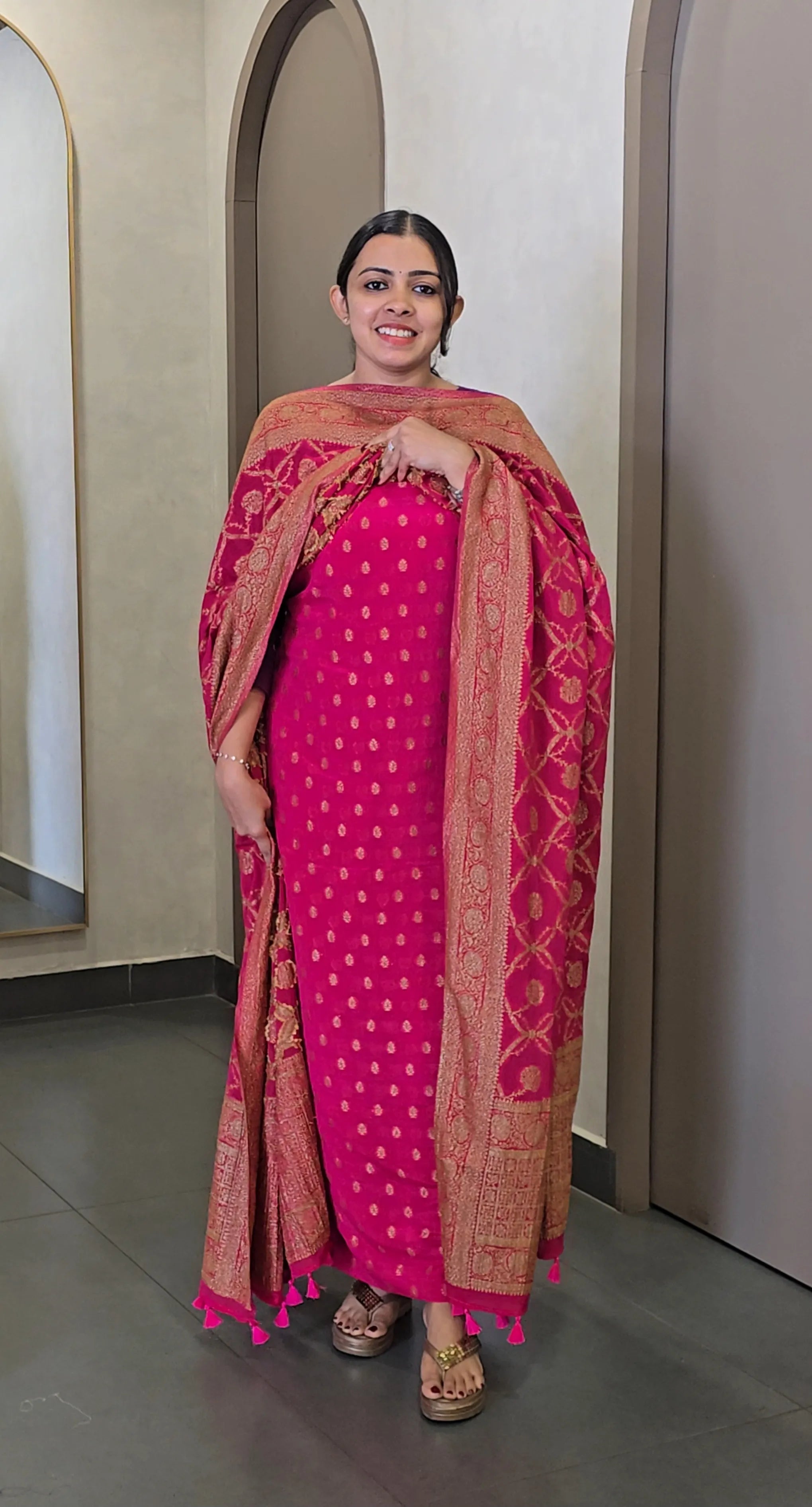 Premium Chiffon Banarasi Salwarsuit - SC 10642