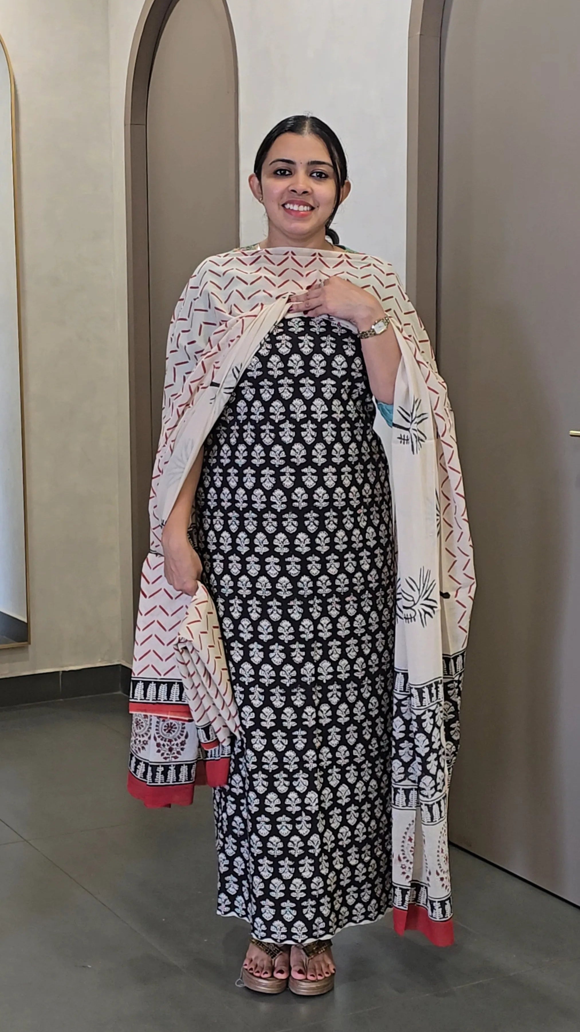 Cotton Salwarsuit - SC 10135