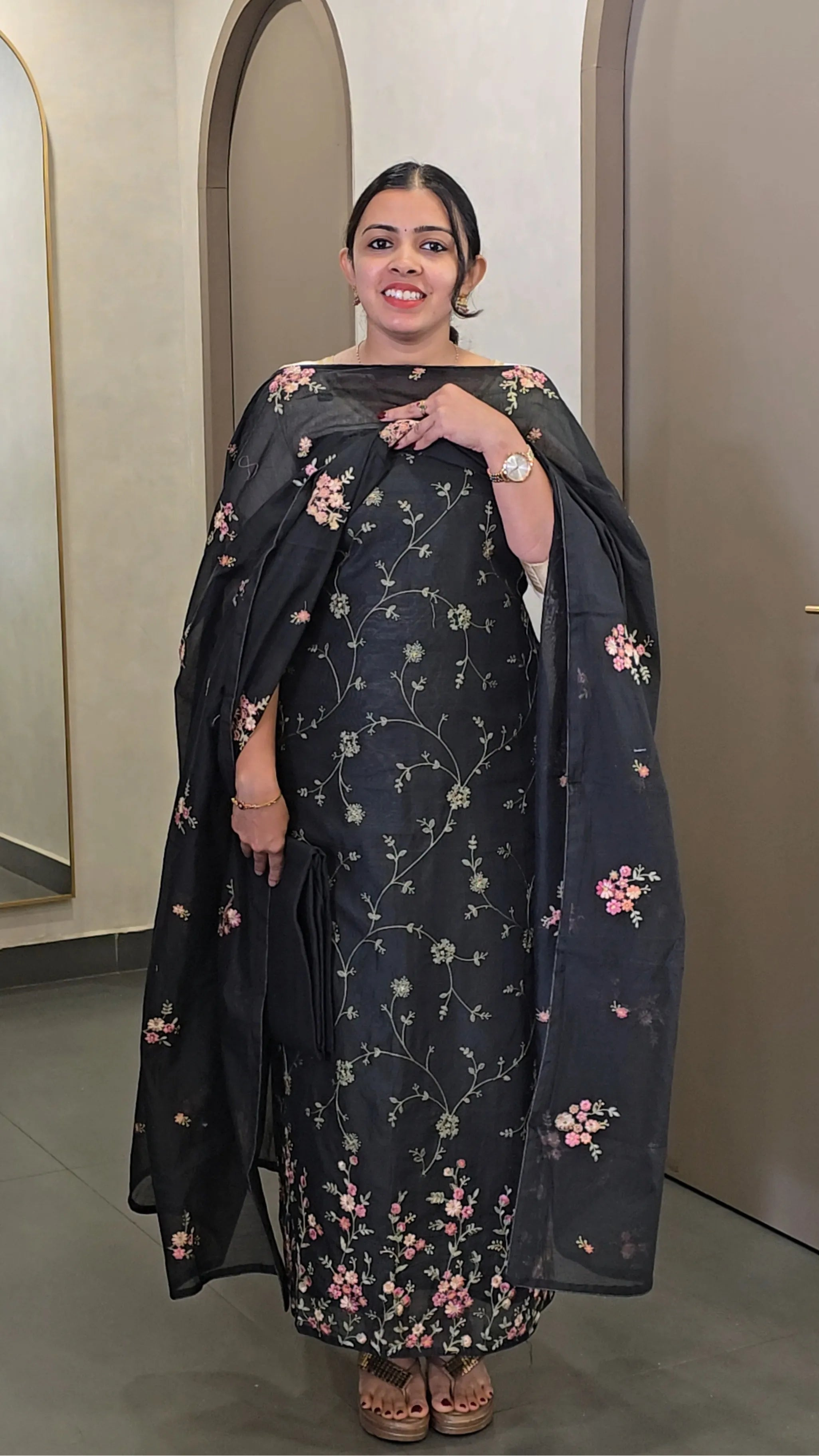 Handpicked Premium Linen & Mul Chanderi - SC 10475