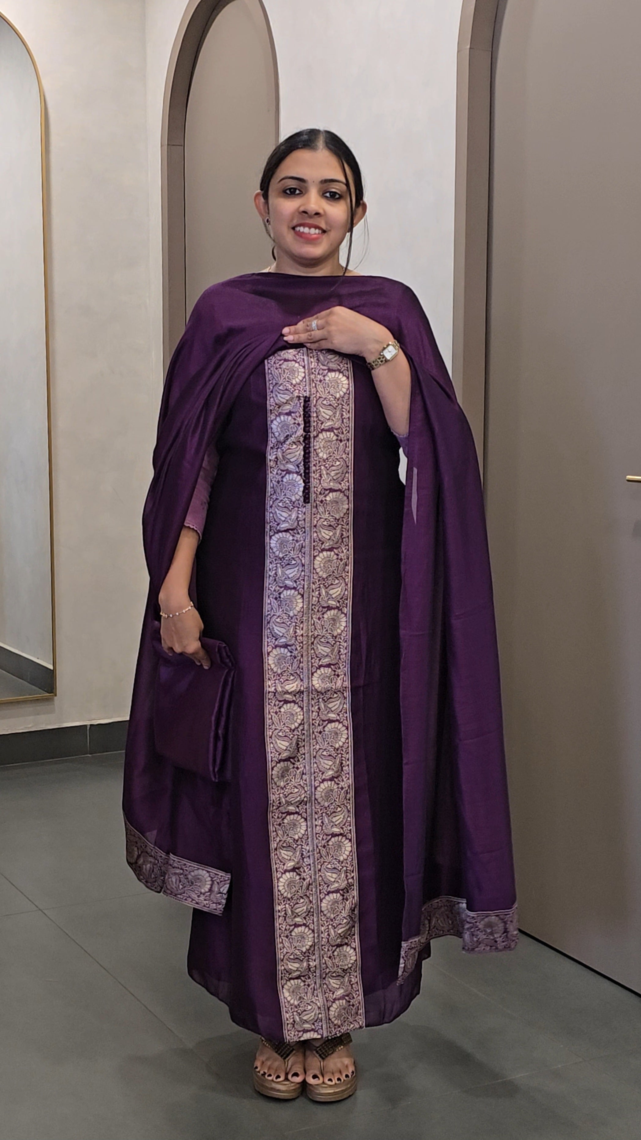 Banarasi Salwarsuit - PB 10001