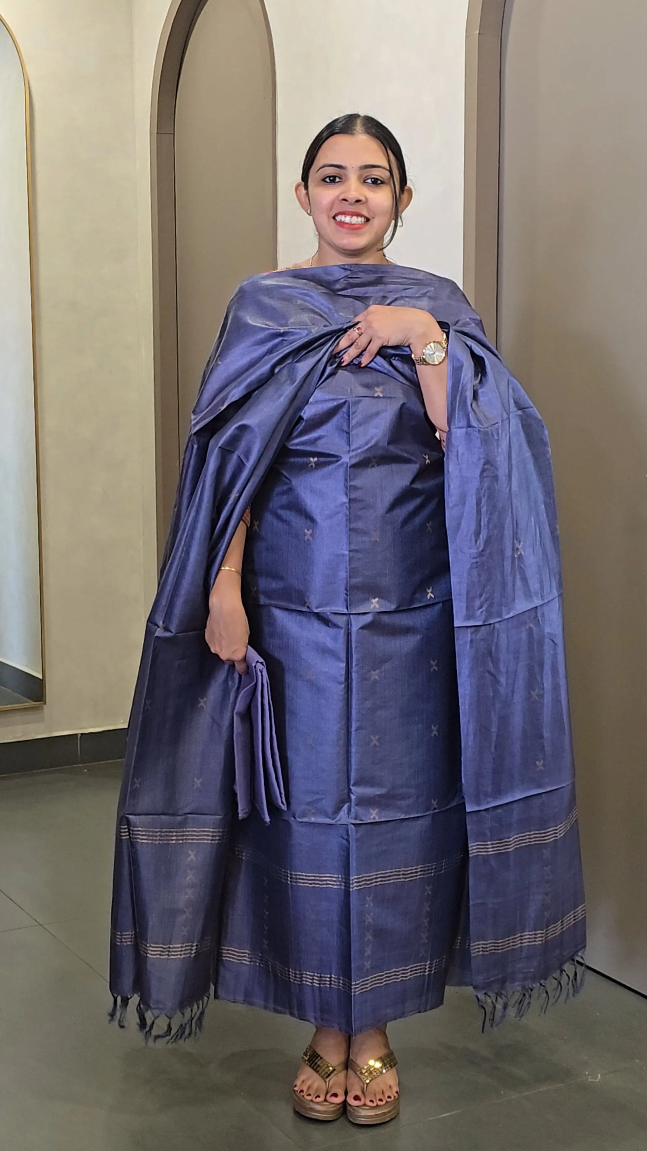 Pure Tussarsilk Salwarsuit - SC 10489