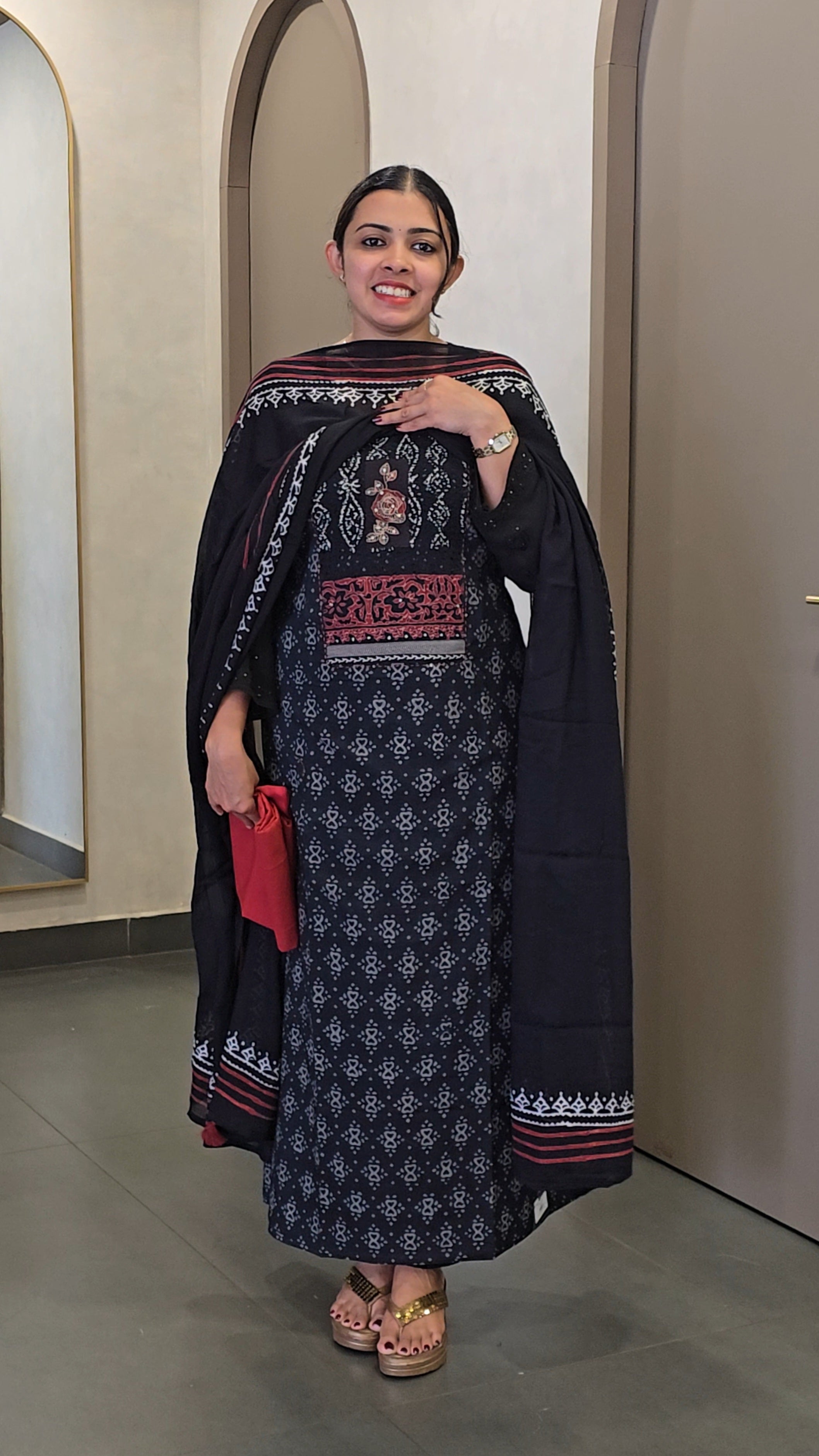 Pure Cotton Salwarsuit - SC 10180