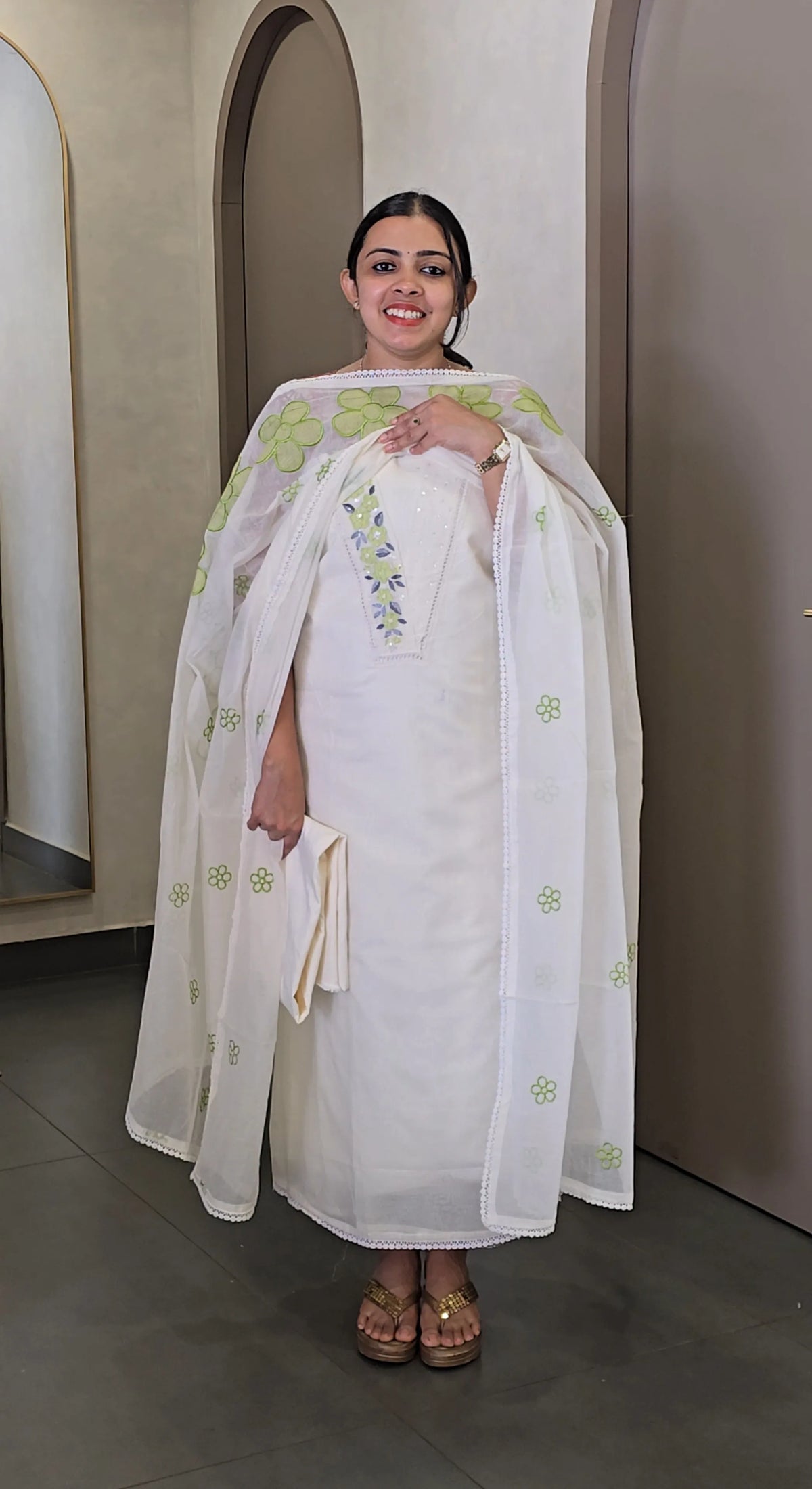 MulChanderi Salwarsuit - SC 10711