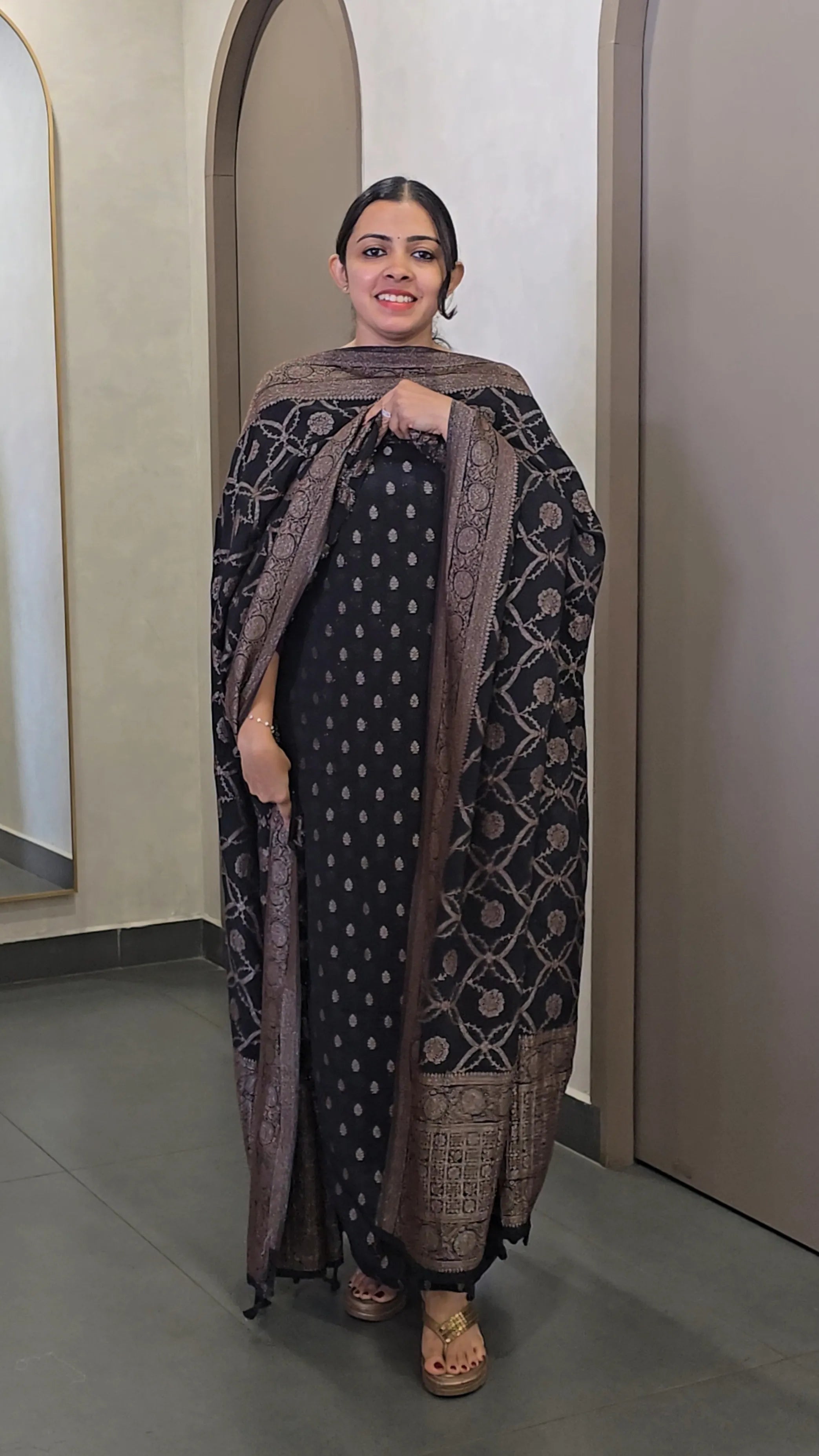 Premium Chiffon Banarasi Salwarsuit - SC 10642