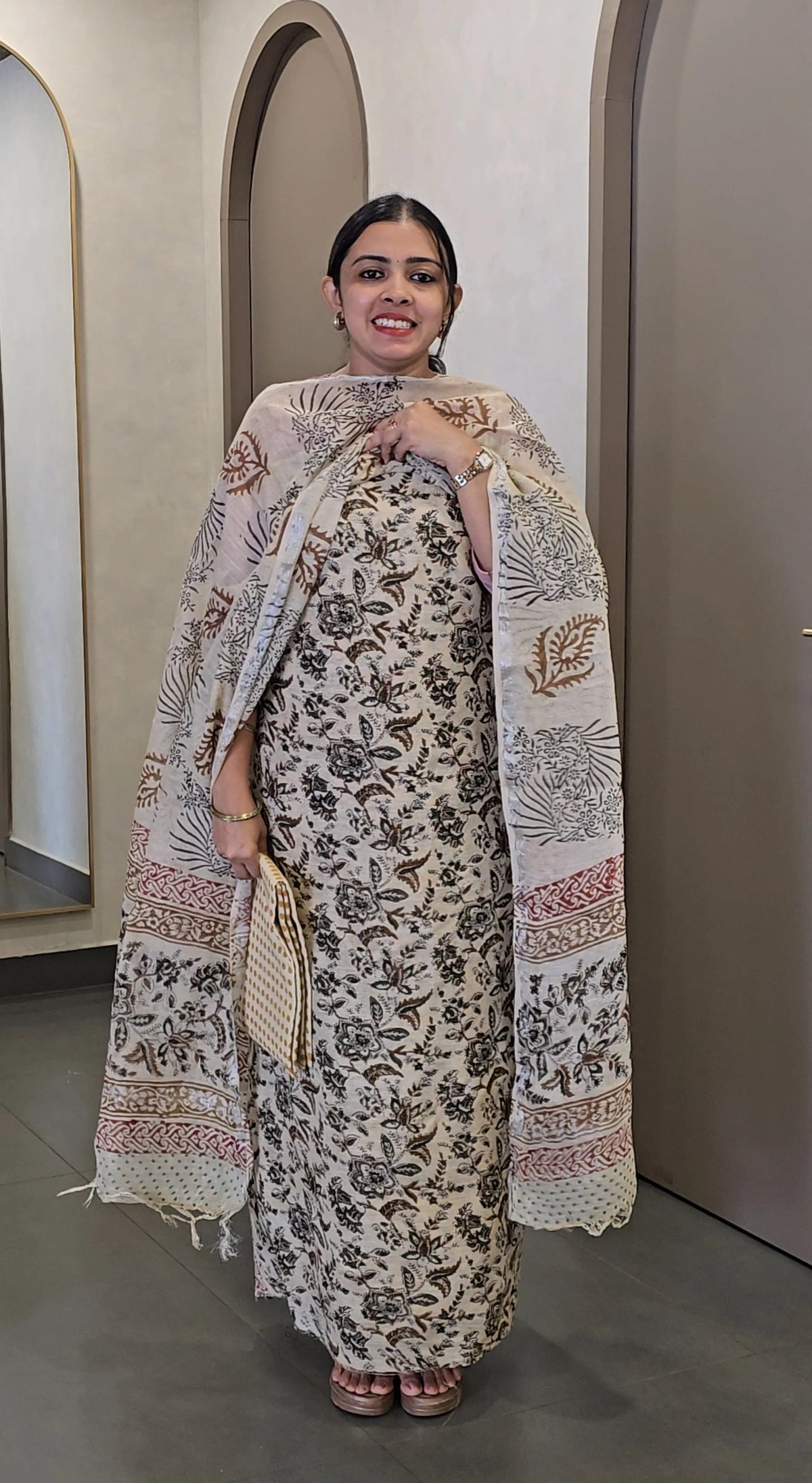 Semi-Linen Salwarsuit - SC 10727