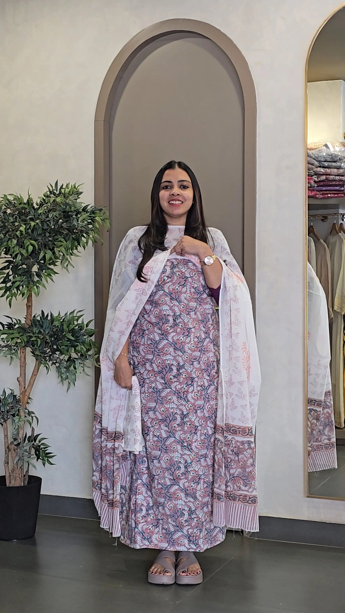 Cotton Salwarsuit - SC 10947