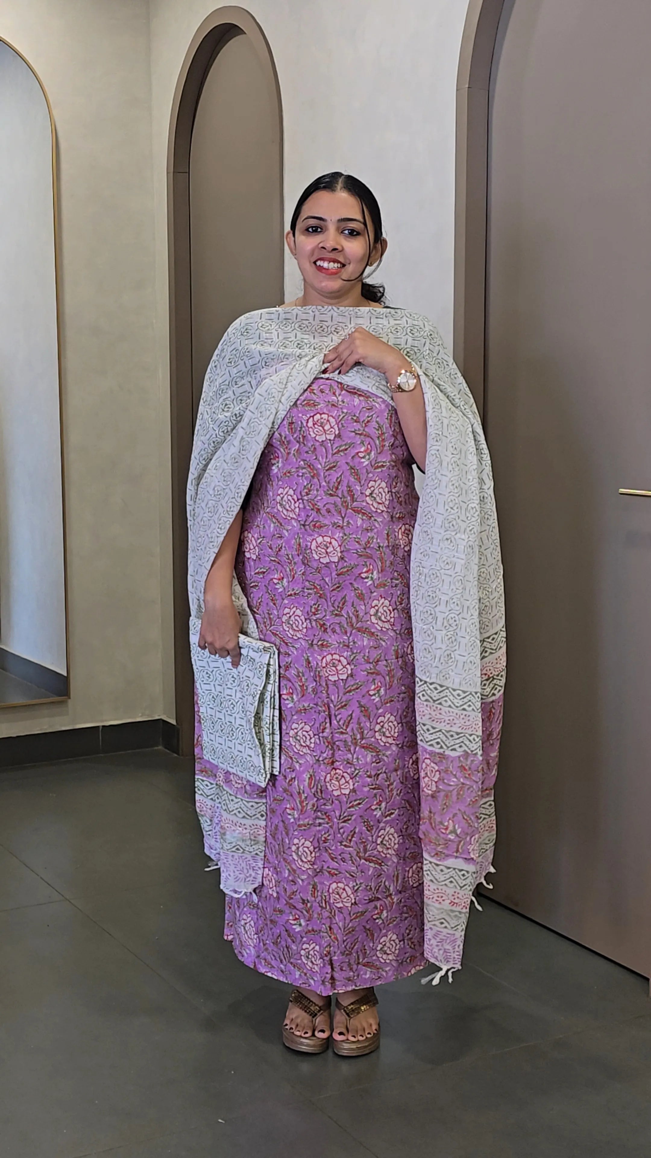 Semi - Linen Salwarsuit- SC 10326