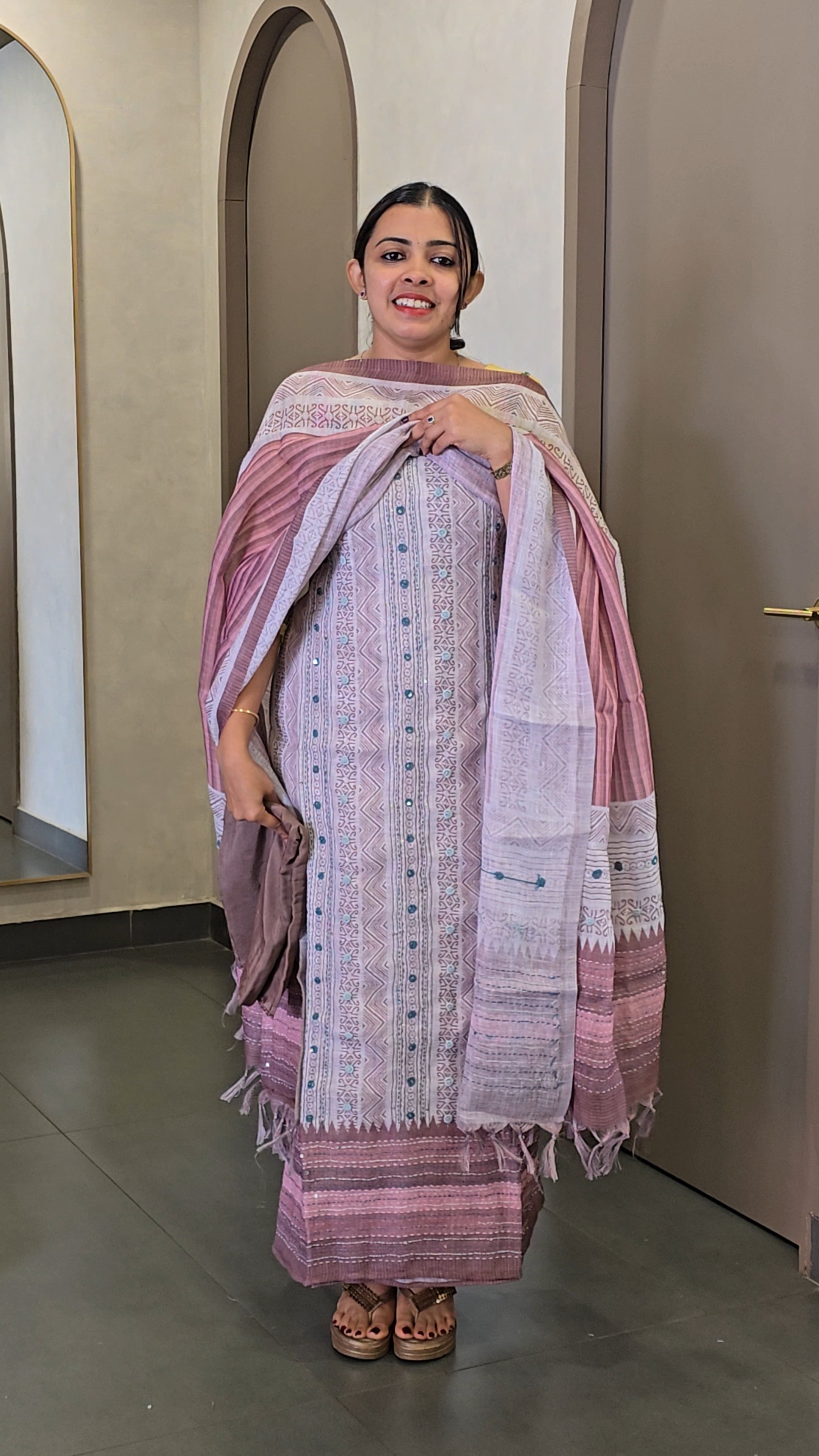 Pure Linen Salwarsuit - SC 10241