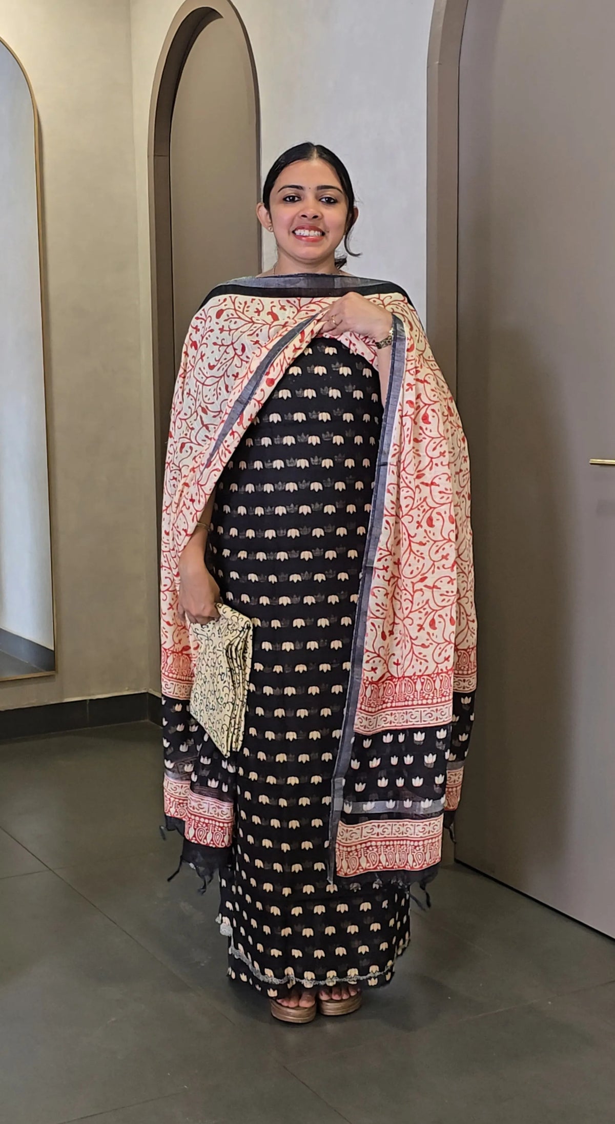 Semi-Linen Salwarsuit - SC 10727