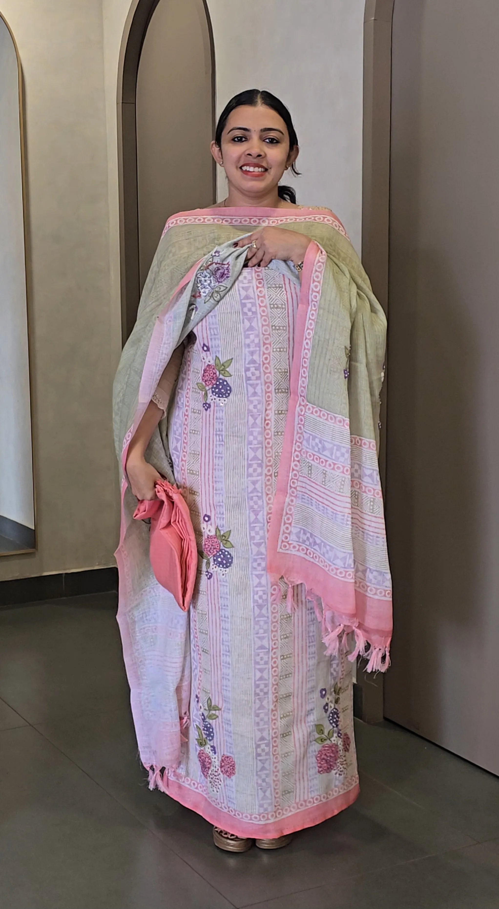 Handpicked Pure Linen Salwarsuit - SC 10245