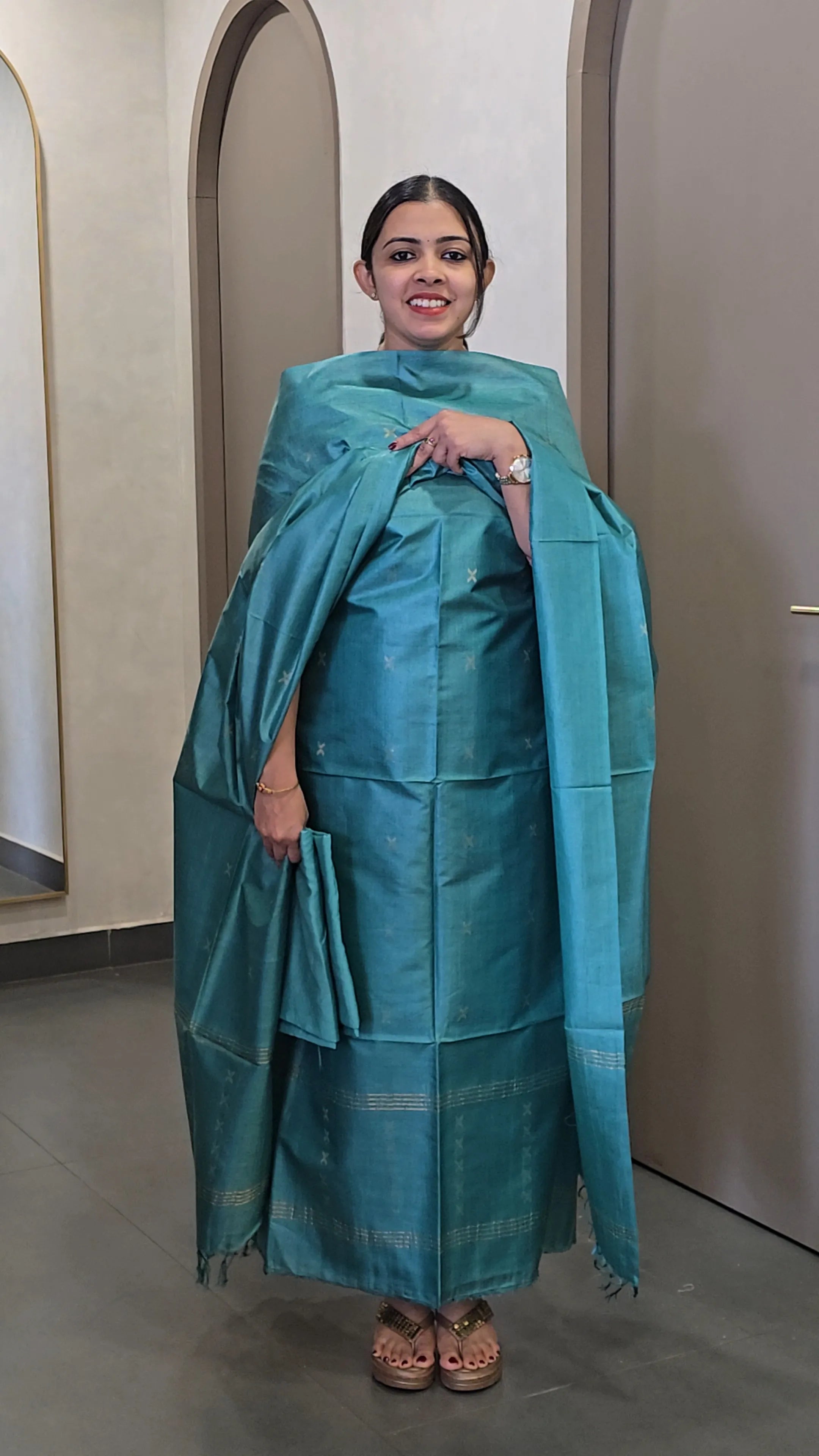 Pure Tussarsilk Salwarsuit - SC 10489