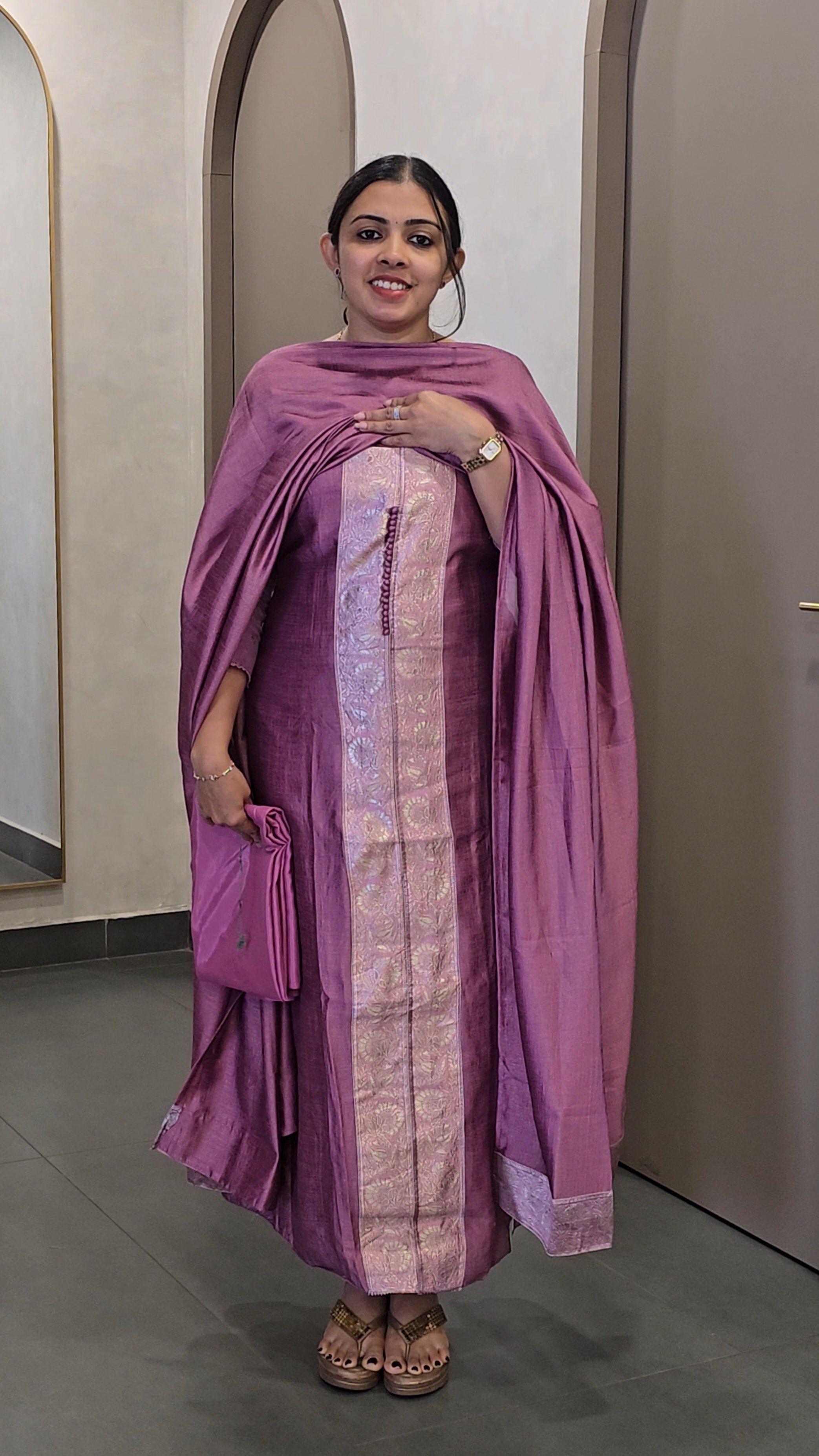 Banarasi Salwarsuit - PB 10001
