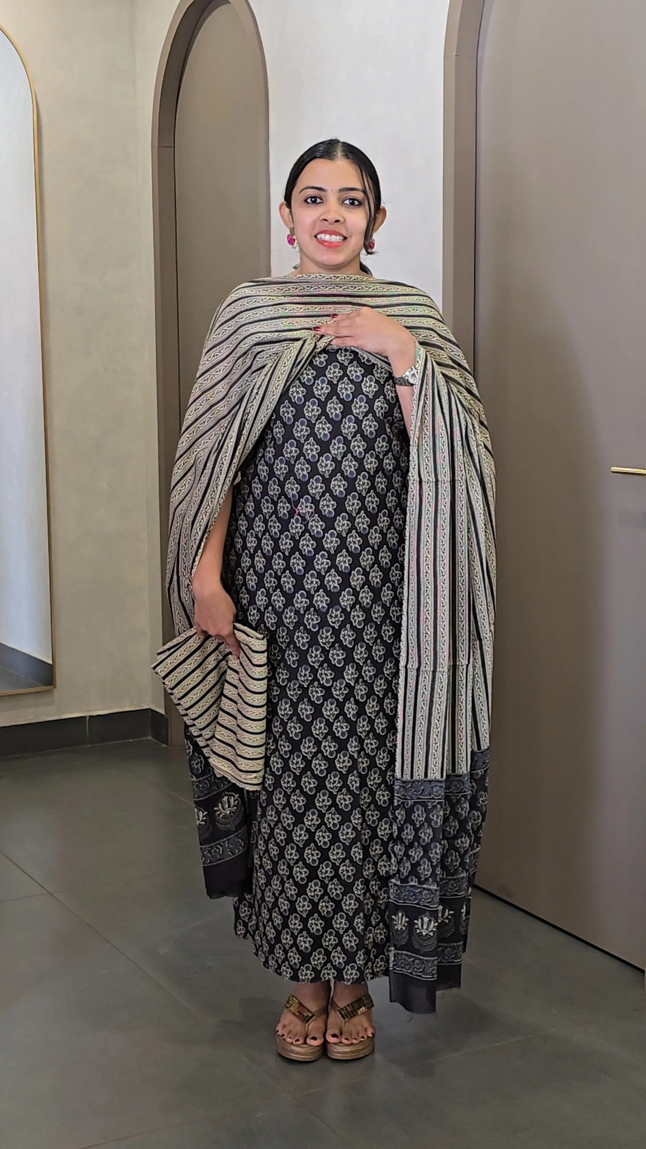 Cotton Salwarsuit - SC 10059