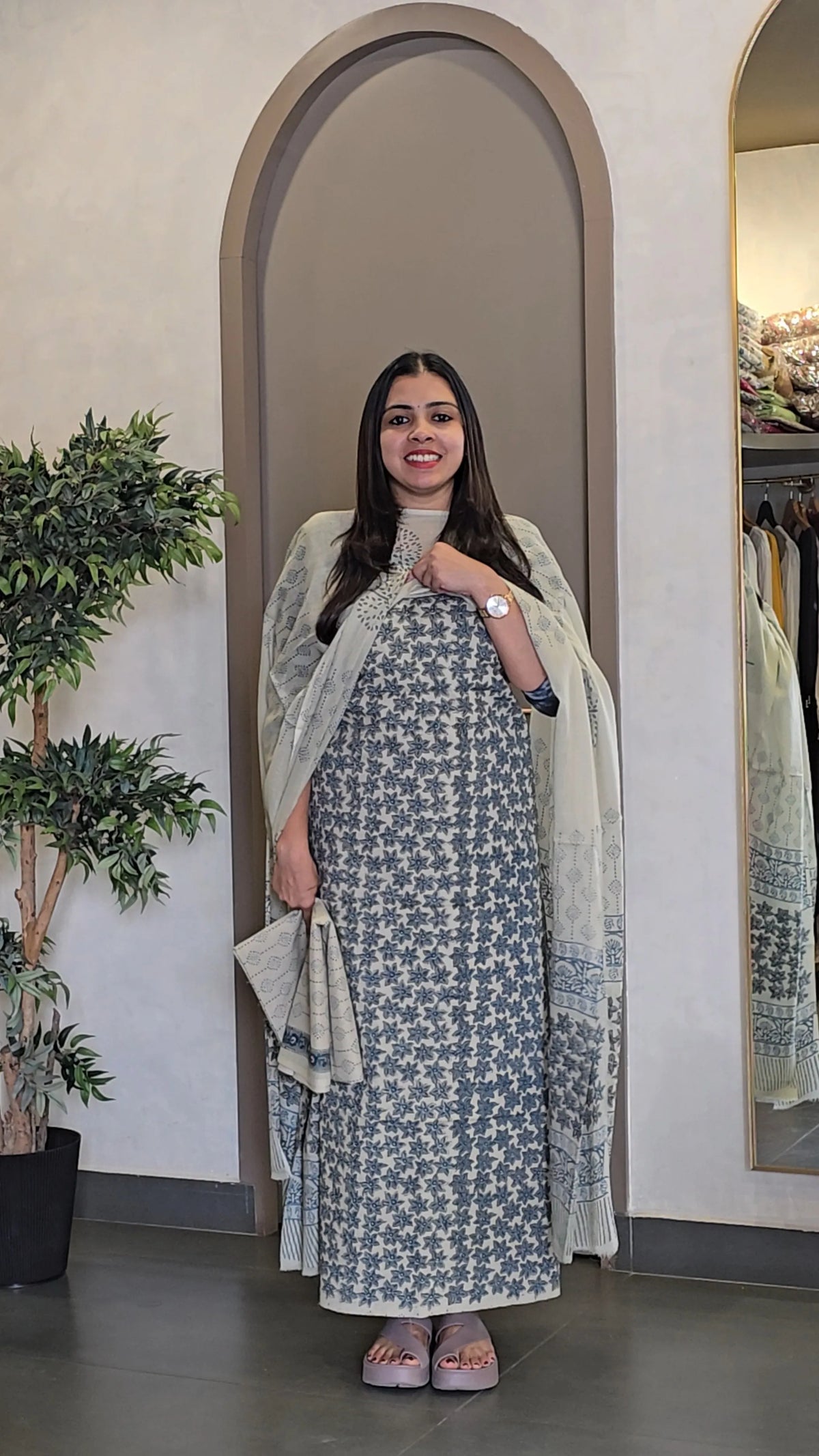 Cotton Salwarsuit - SC 10947