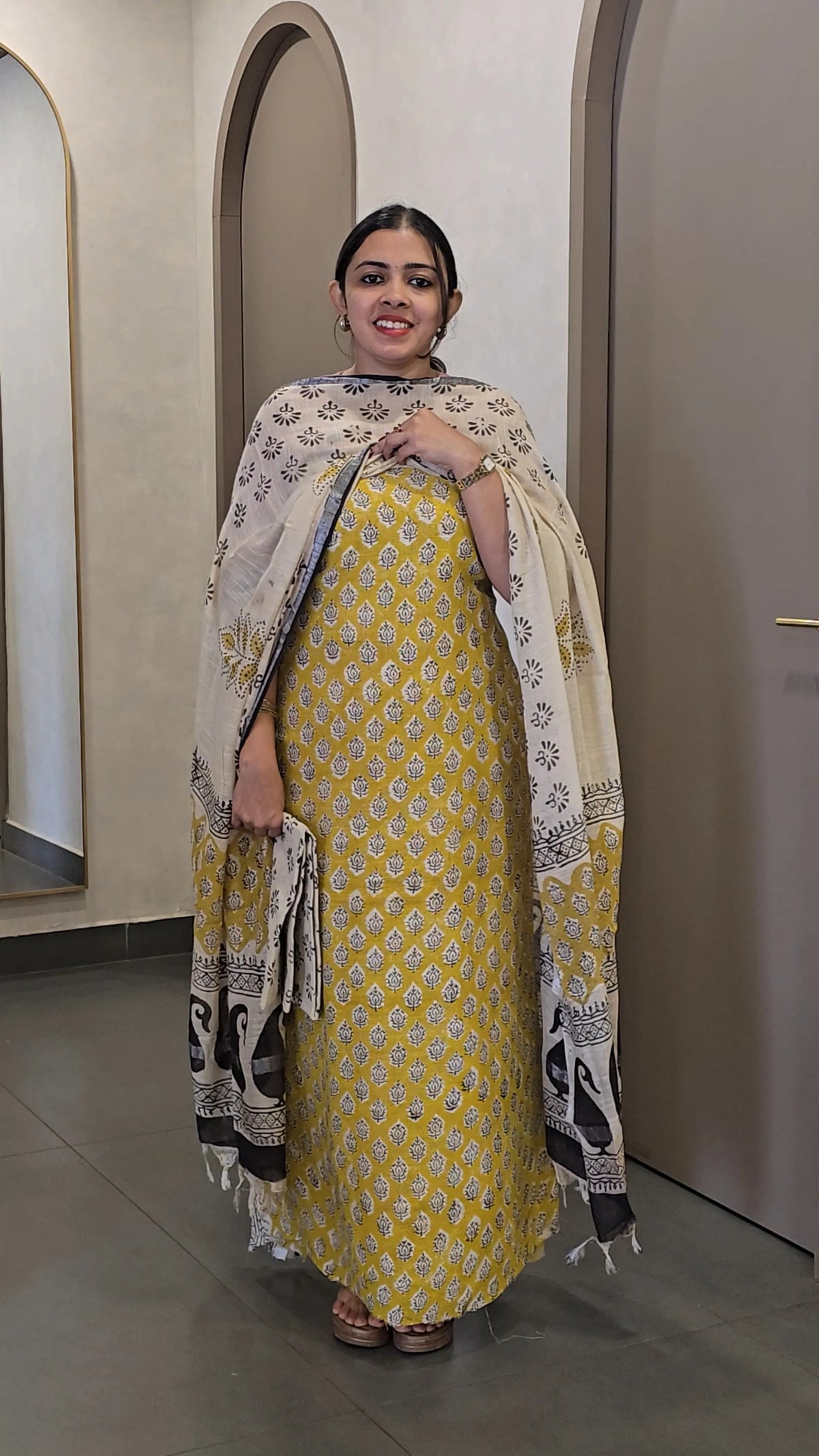 Semi-Linen Salwarsuit - SC 10727