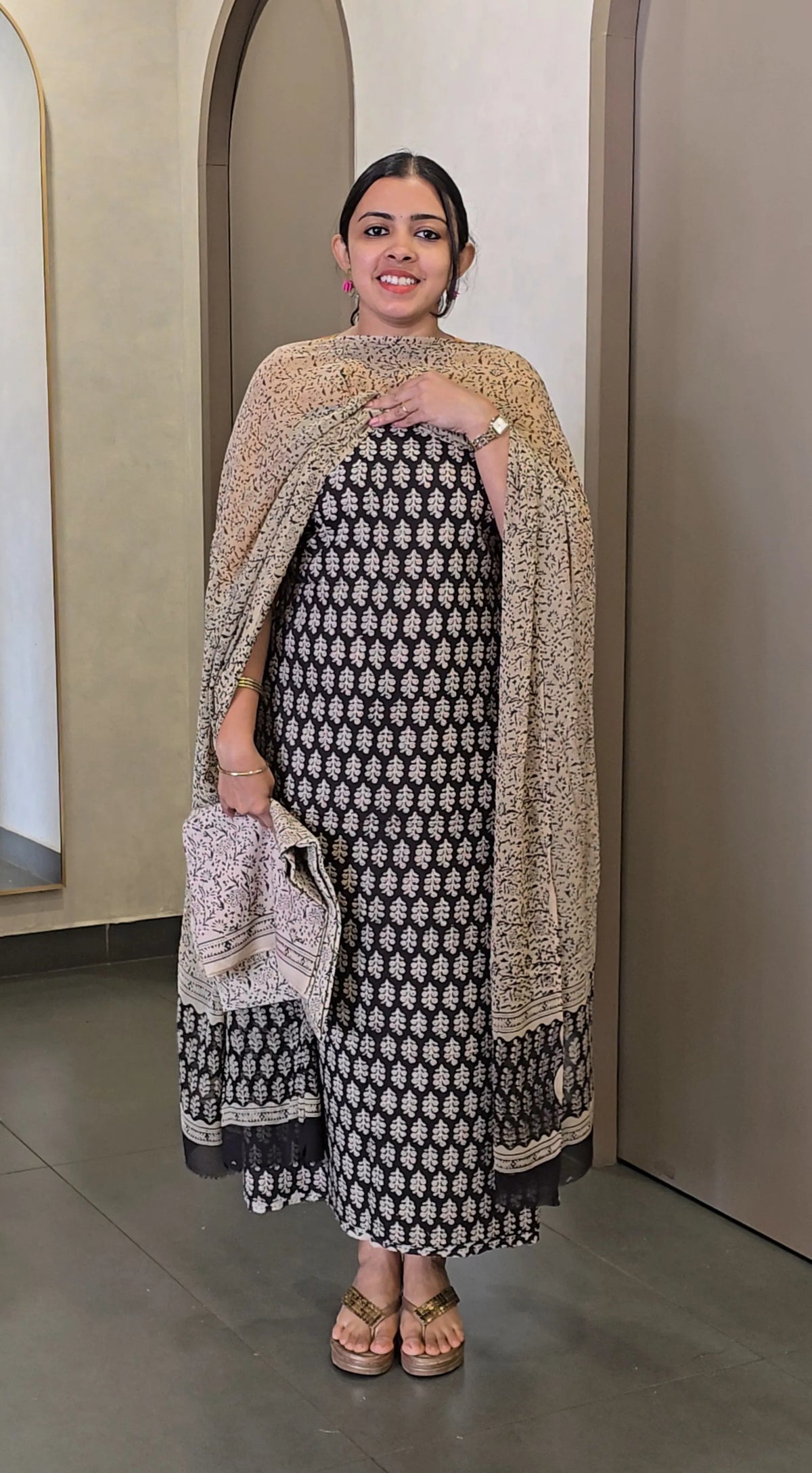 Cotton Salwarsuit with Chiffon Dupatta - SC 10741