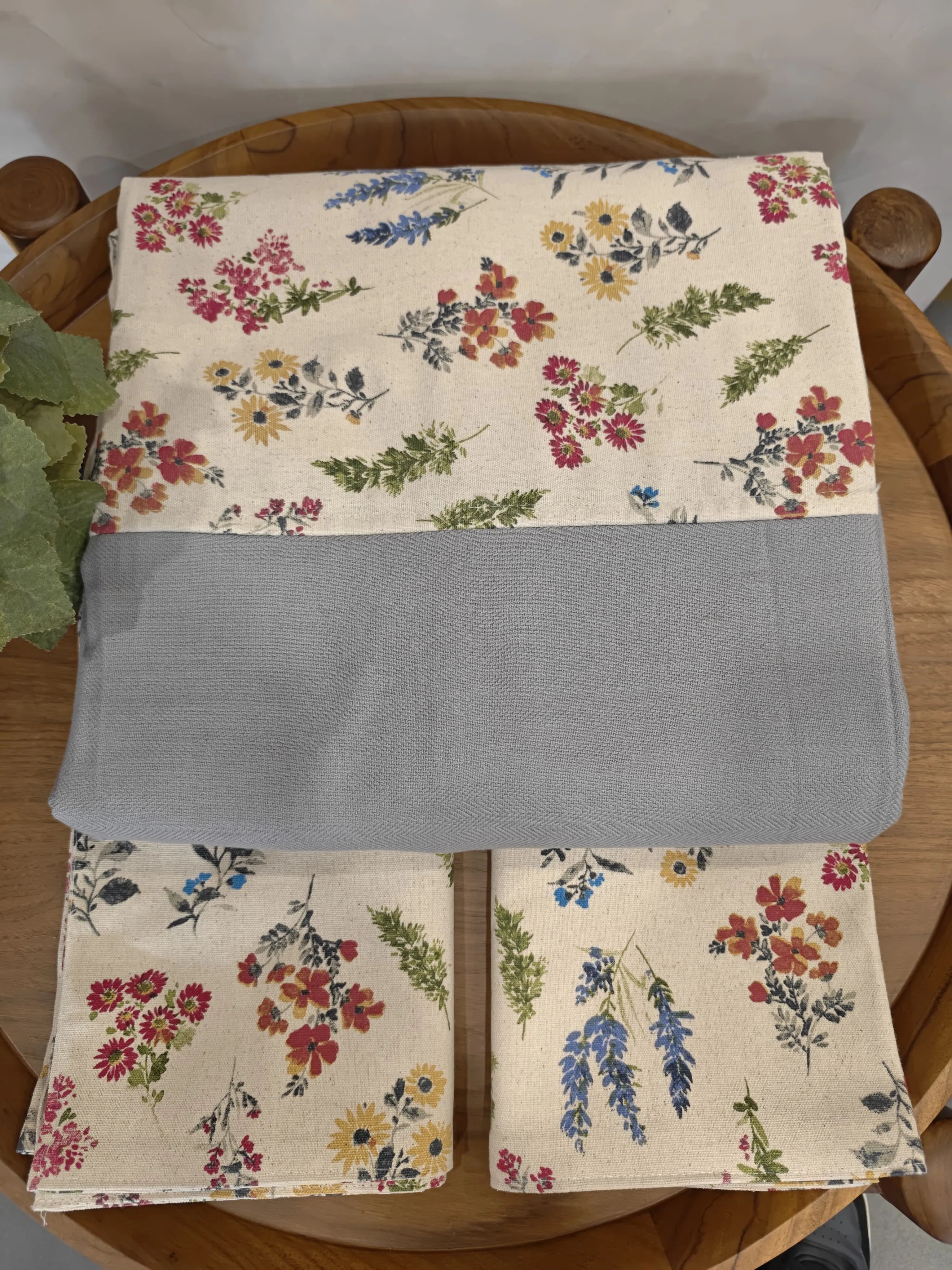 King Size - Cotton Border Bedsheet - SC 10131