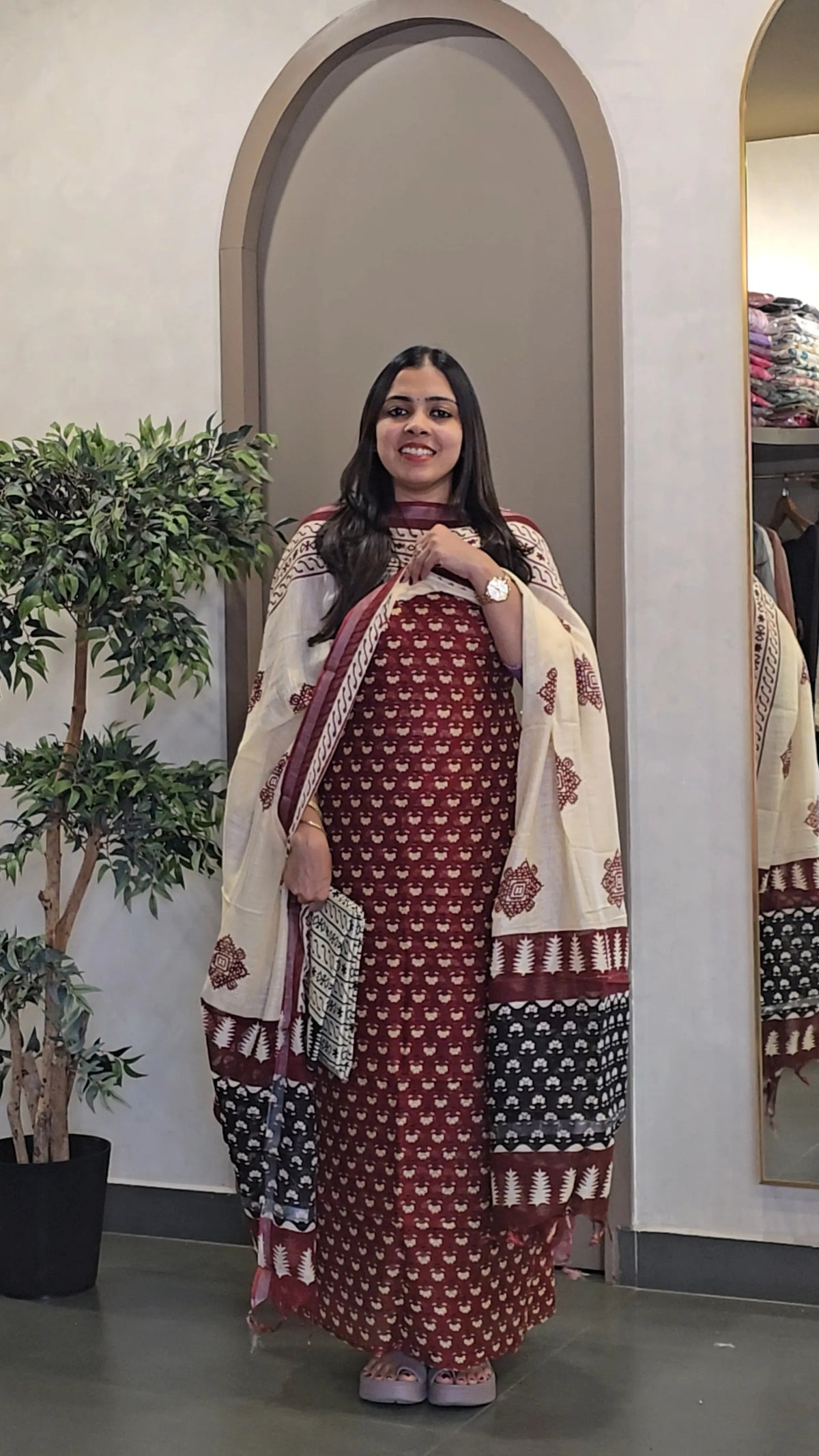 Semi-Linen Salwarsuit - SC 10844