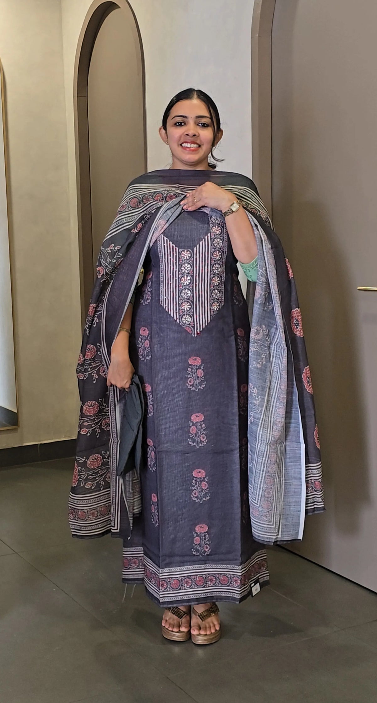 Semi-Linen Salwarsuit - SC 10713