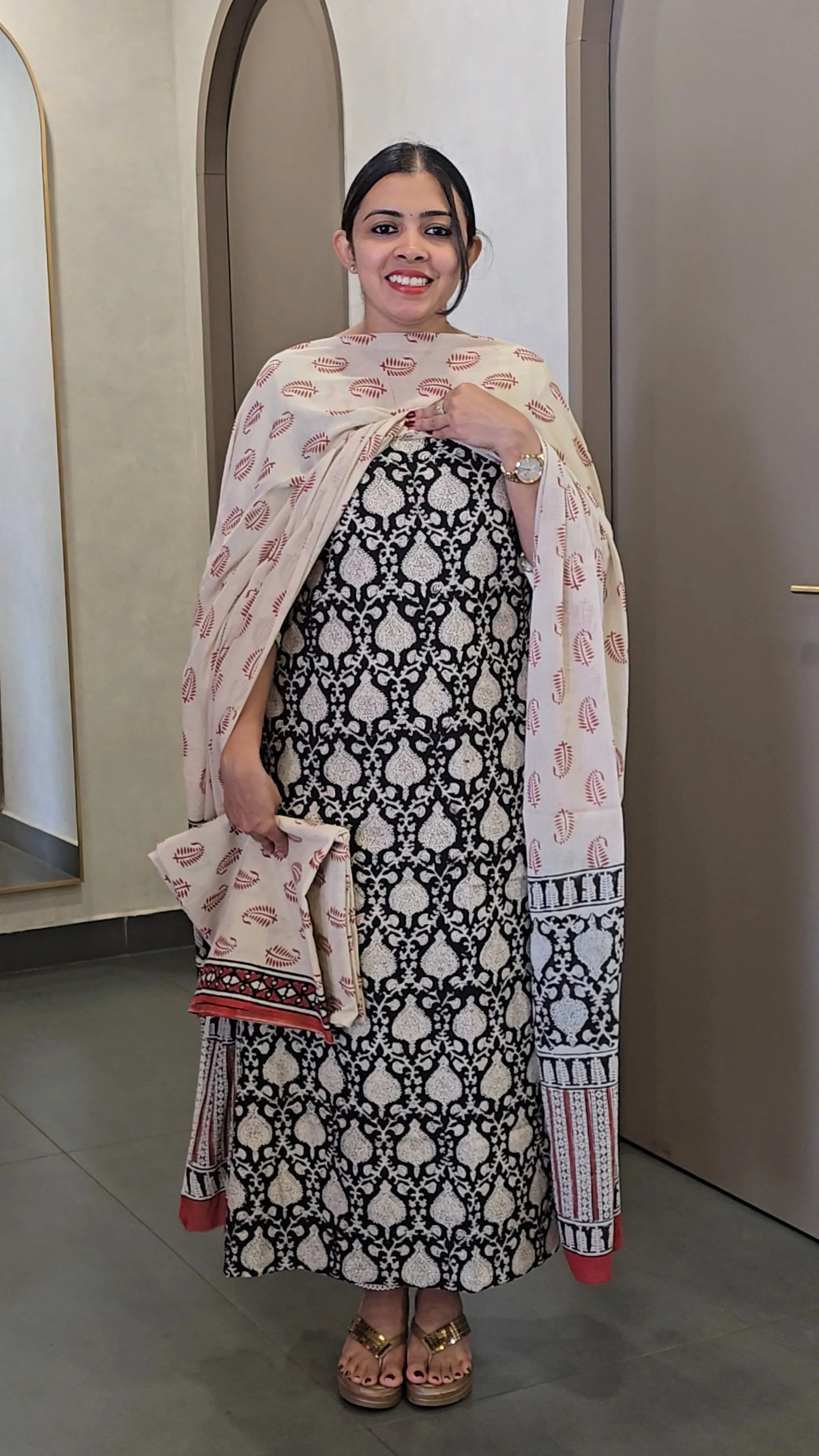 Cotton Salwarsuit - SC 10135