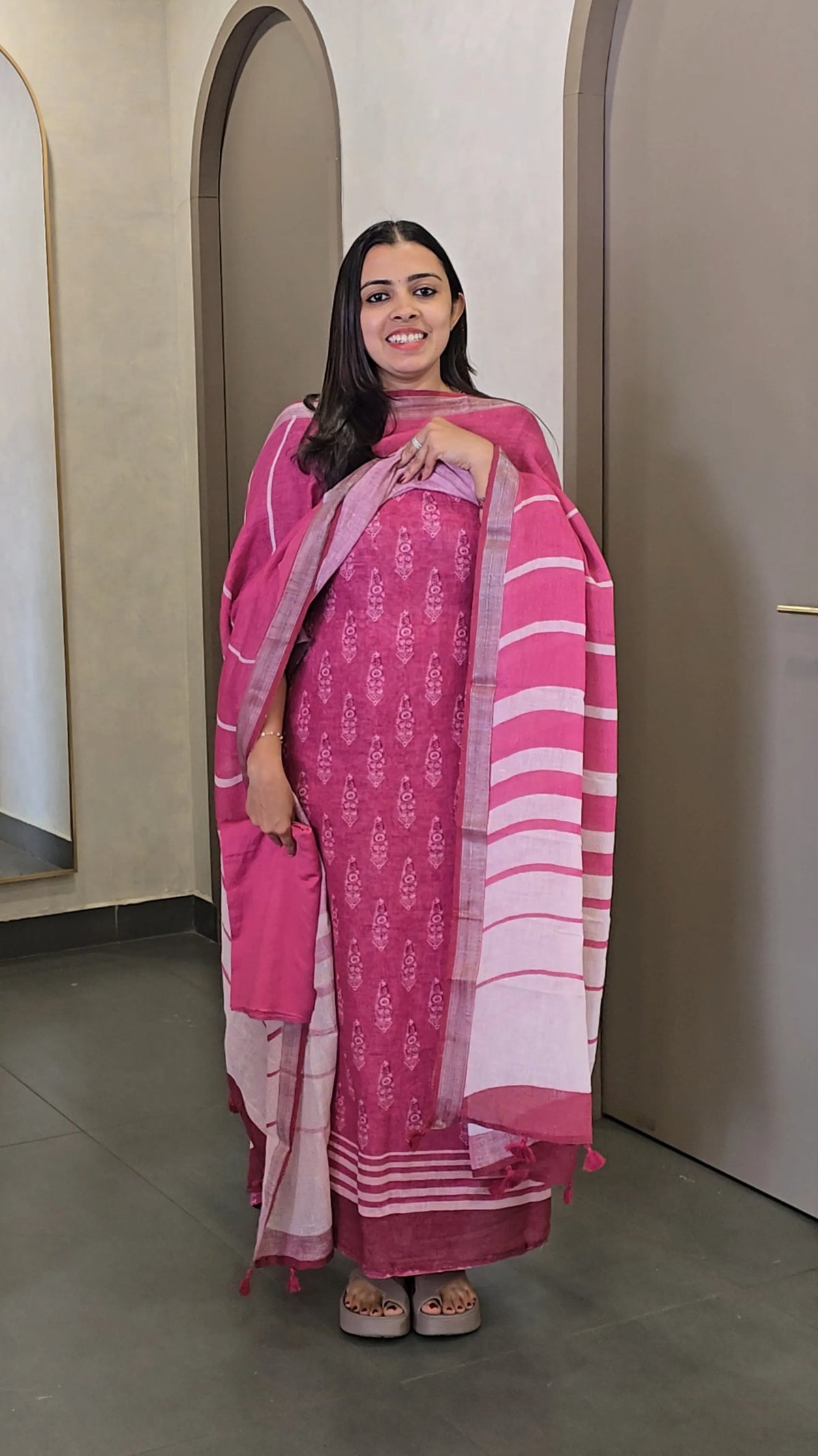 Pure Linen Salwarsuit - SC 10626