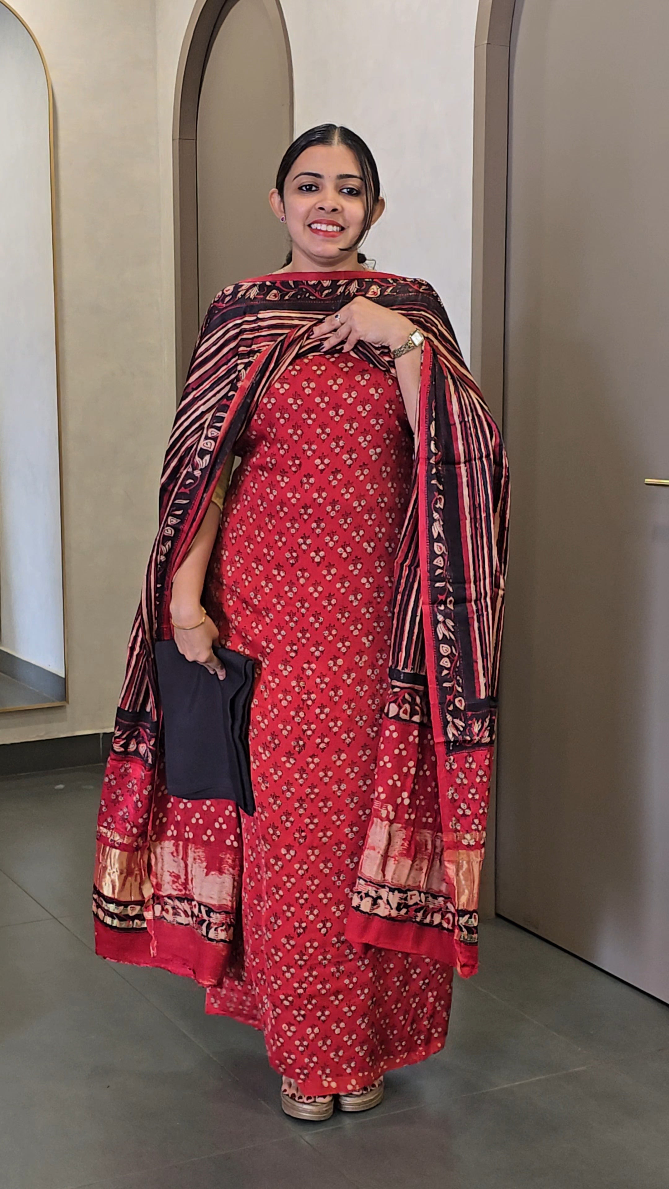 Pure Modalsilk Salwarsuit- SC 10138